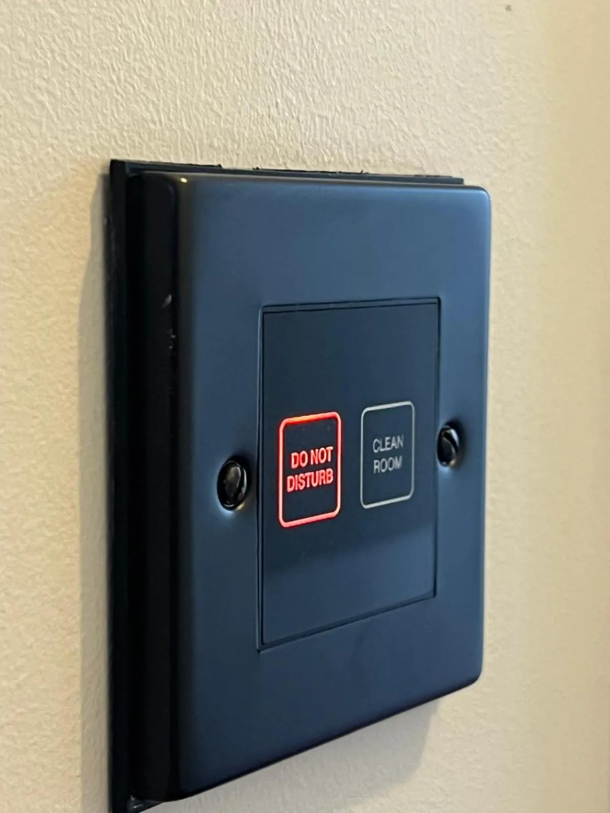 room service in Tudor Court Hotel