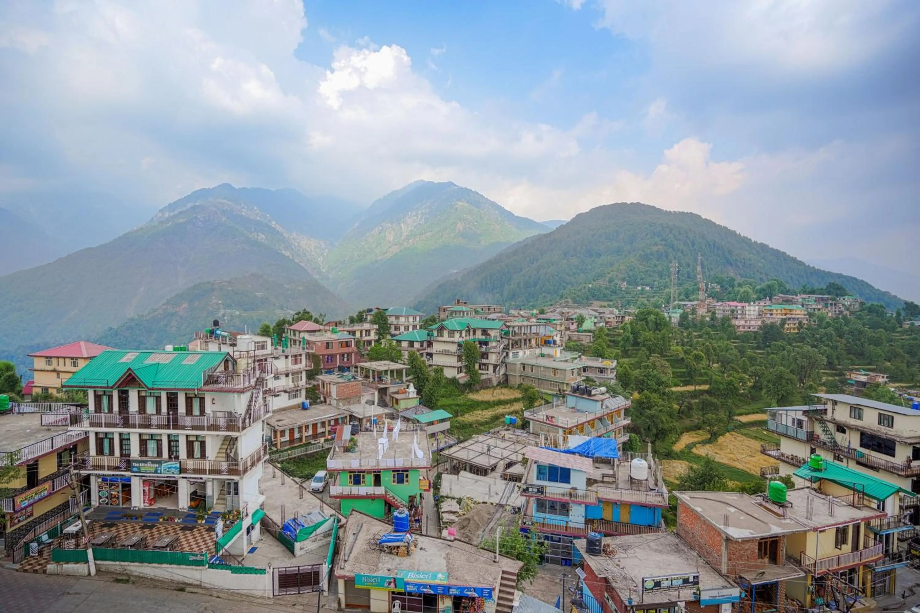 Mountain view in Aliza Inn And Suites By SRS Hotels