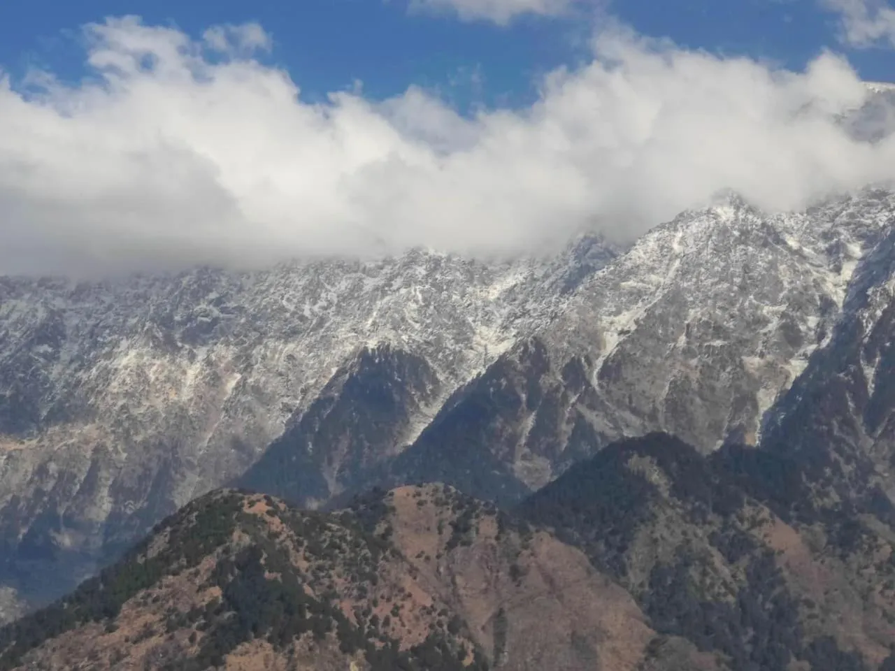 Mountain view in Aliza Inn And Suites By SRS Hotels