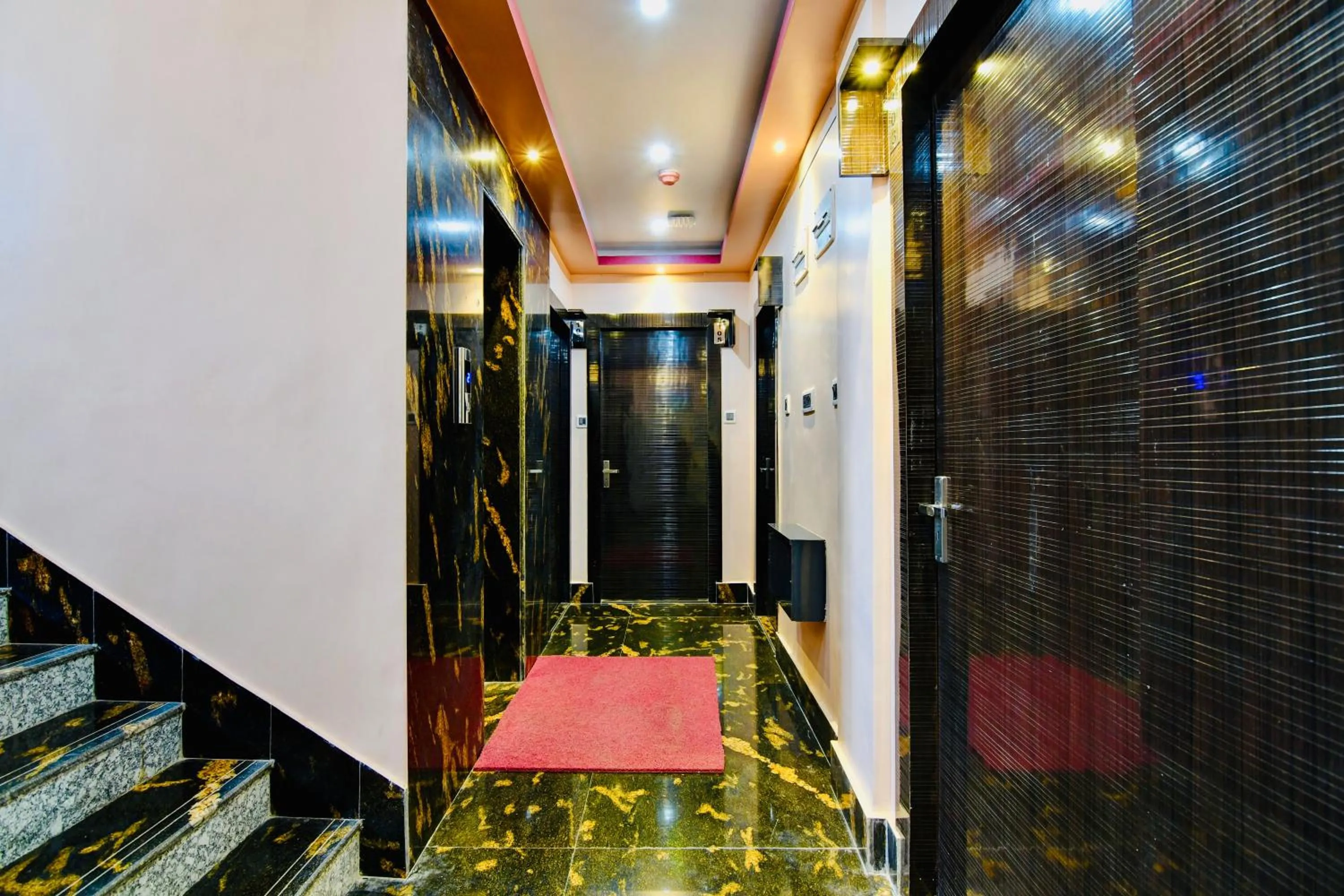 Lobby or reception in HOTEL KANAN INN