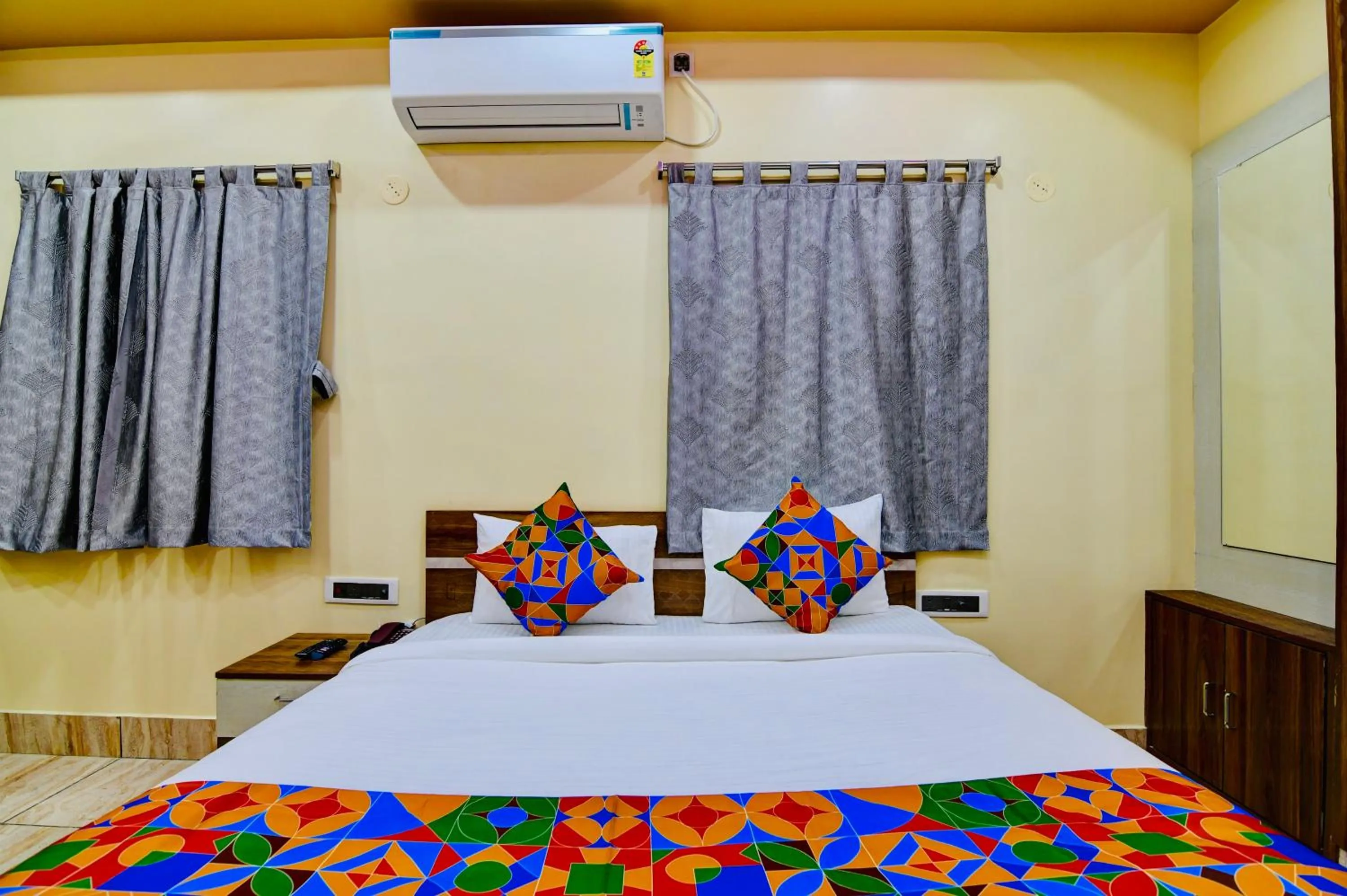 Bed in HOTEL KANAN INN