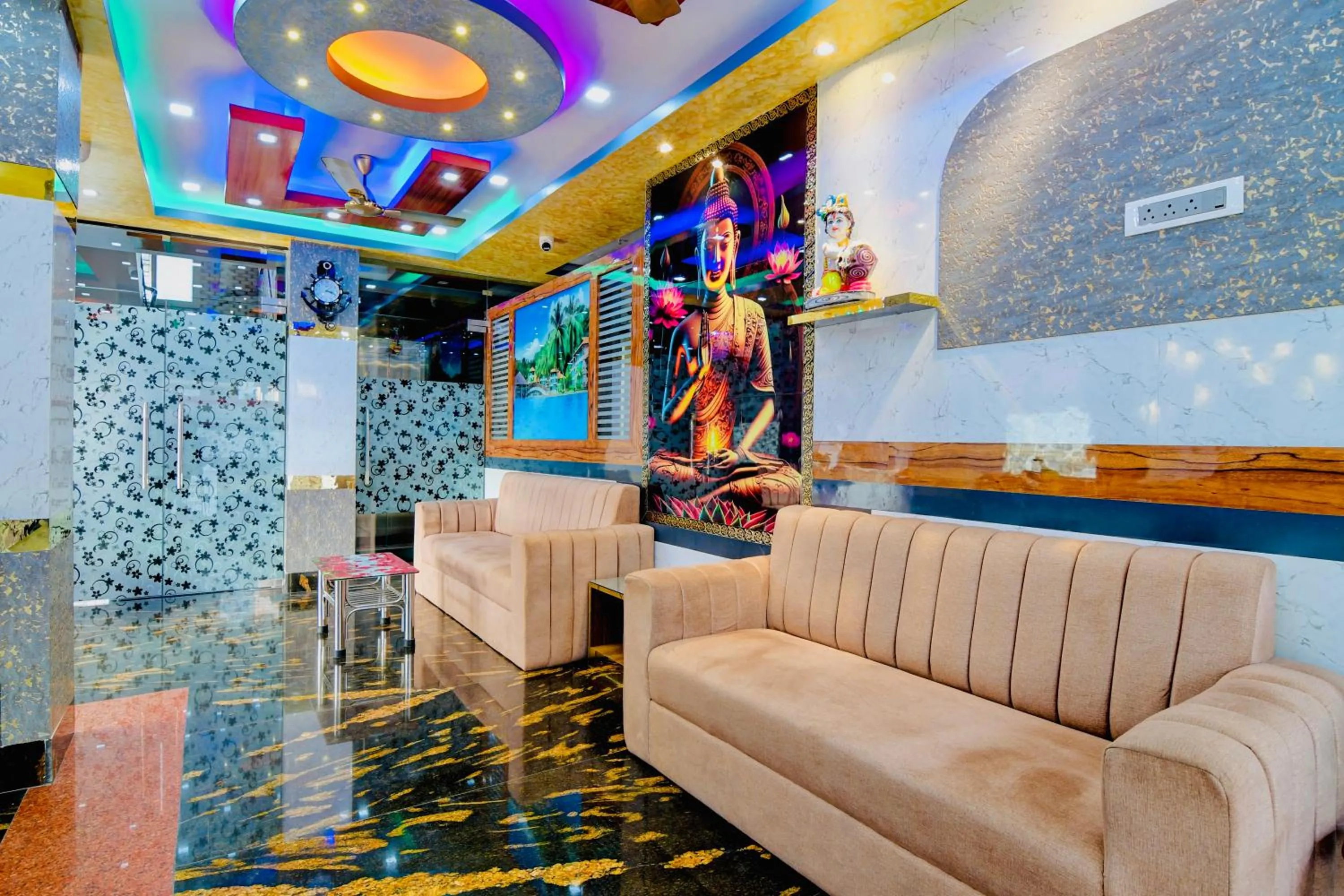 Lobby or reception in HOTEL KANAN INN