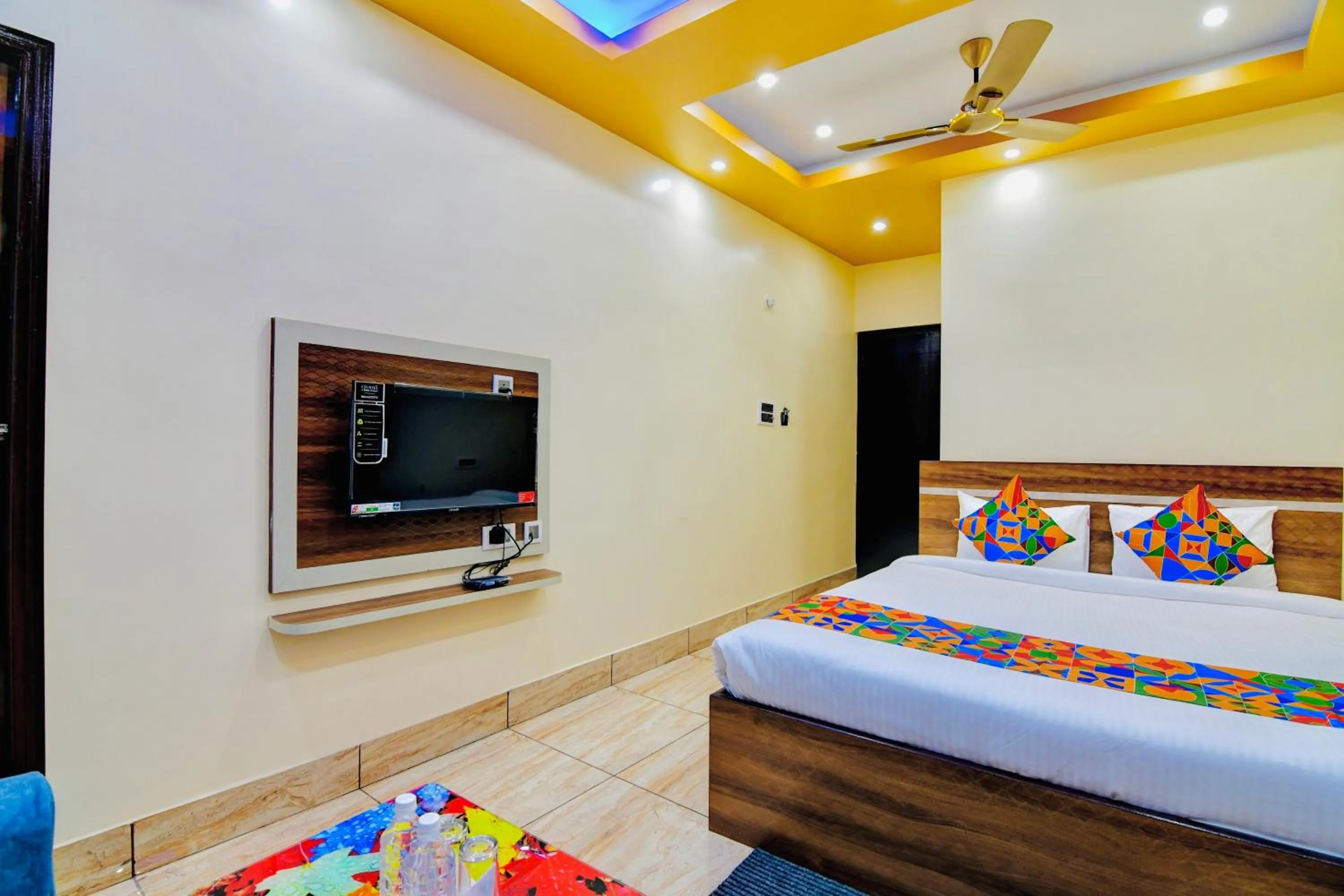 Bed in HOTEL KANAN INN