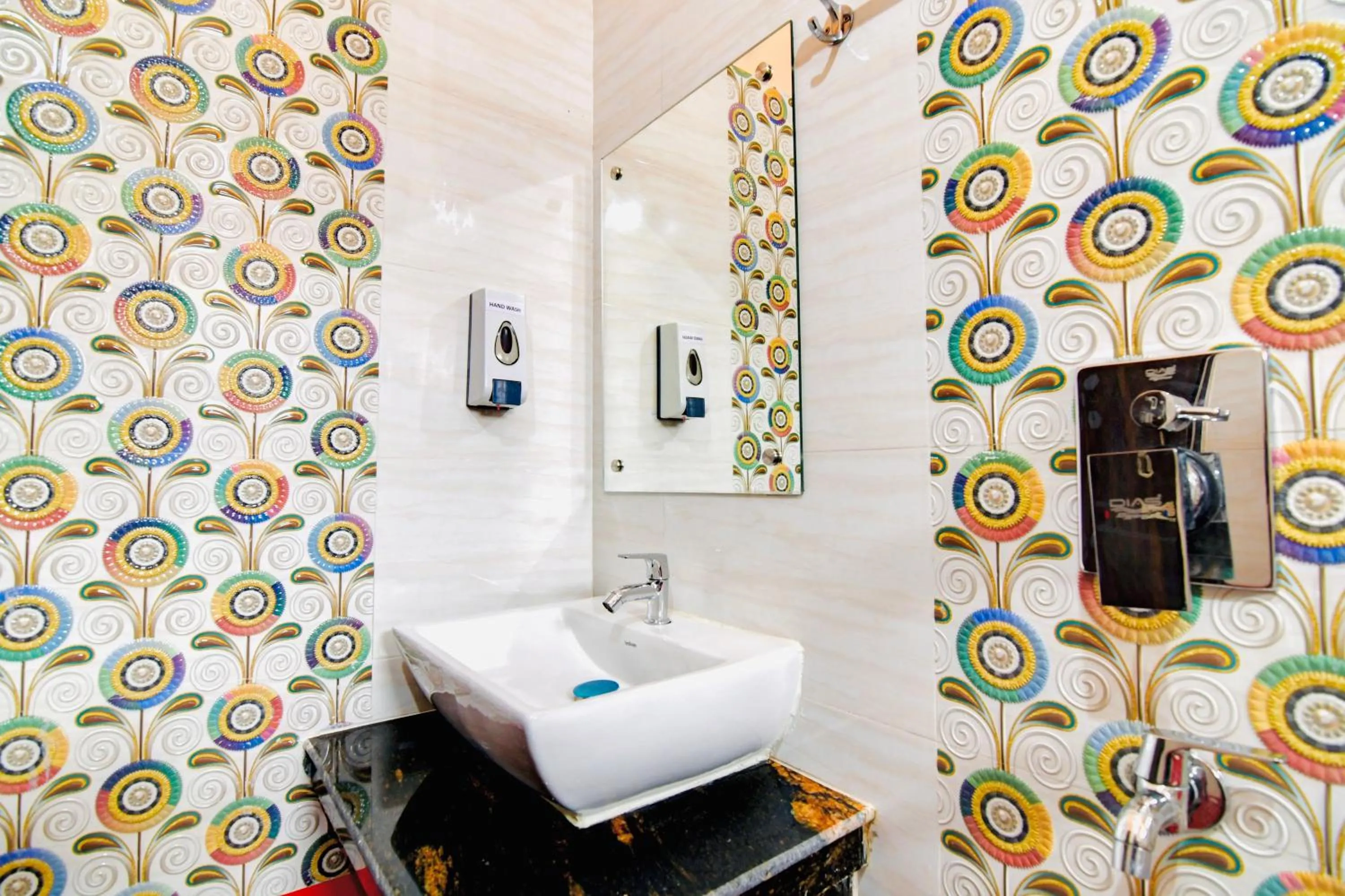 Bathroom in HOTEL KANAN INN