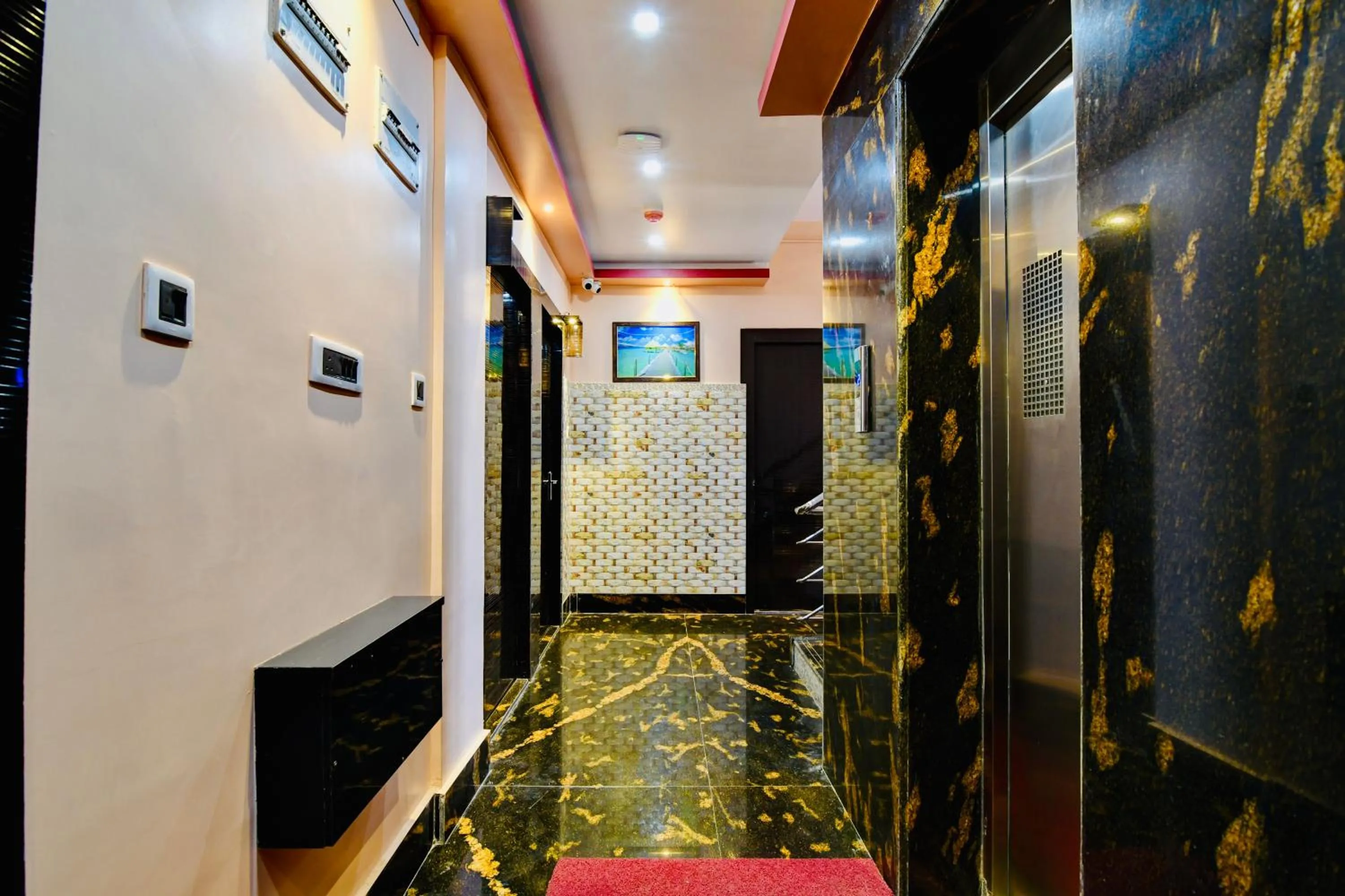 Lobby or reception in HOTEL KANAN INN