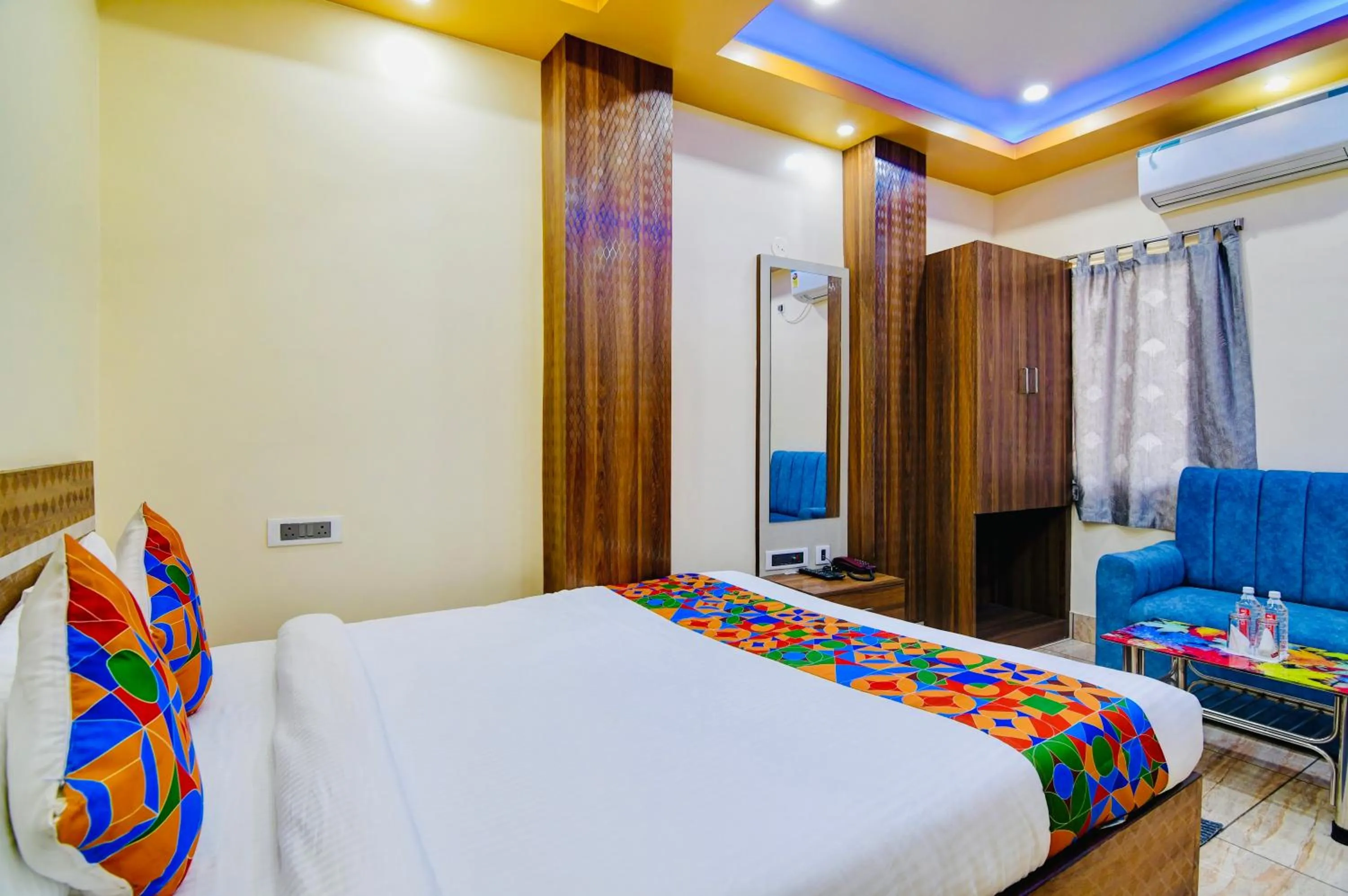 Bed in HOTEL KANAN INN