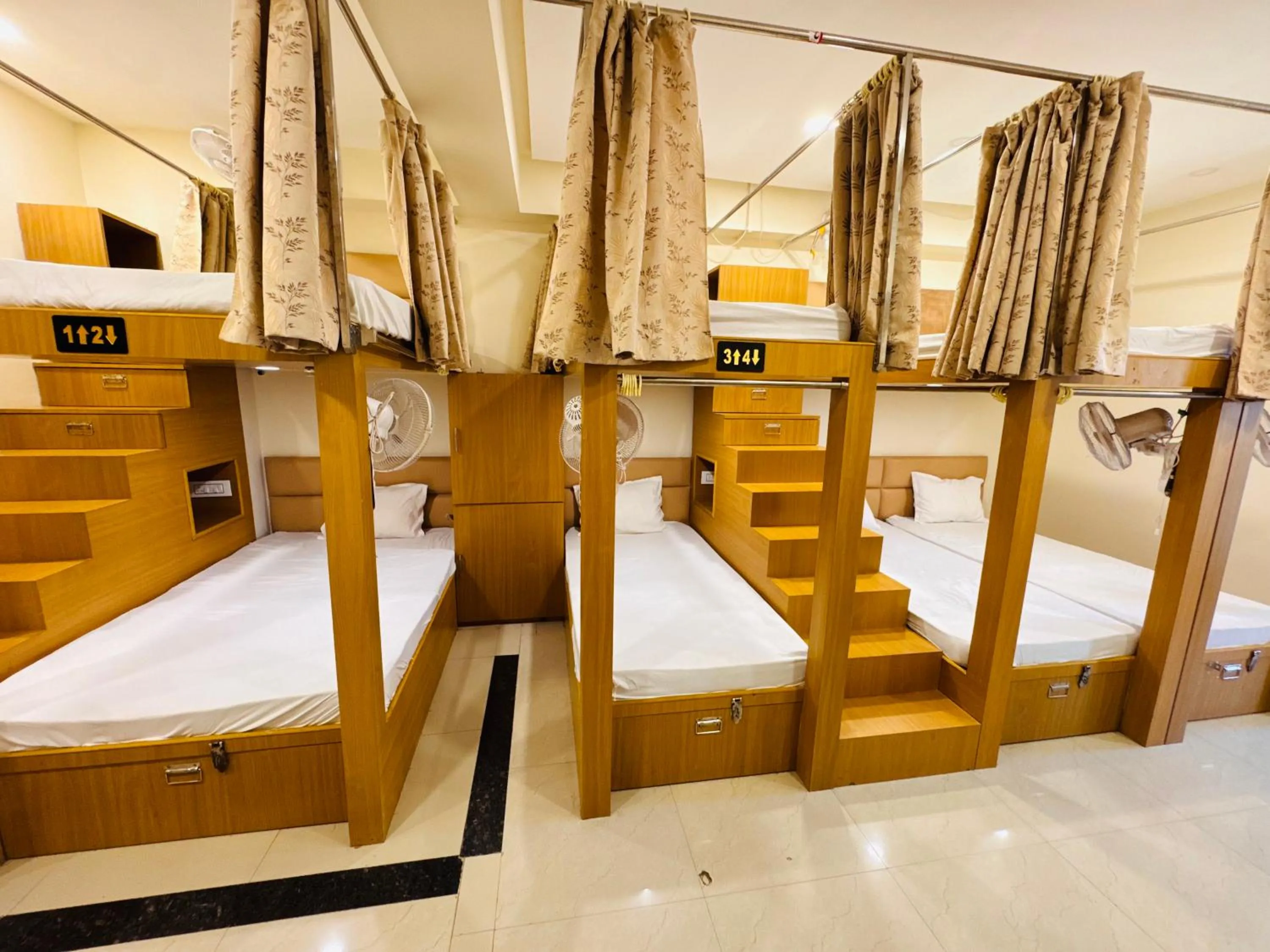 Bed in Hotel Shivlok