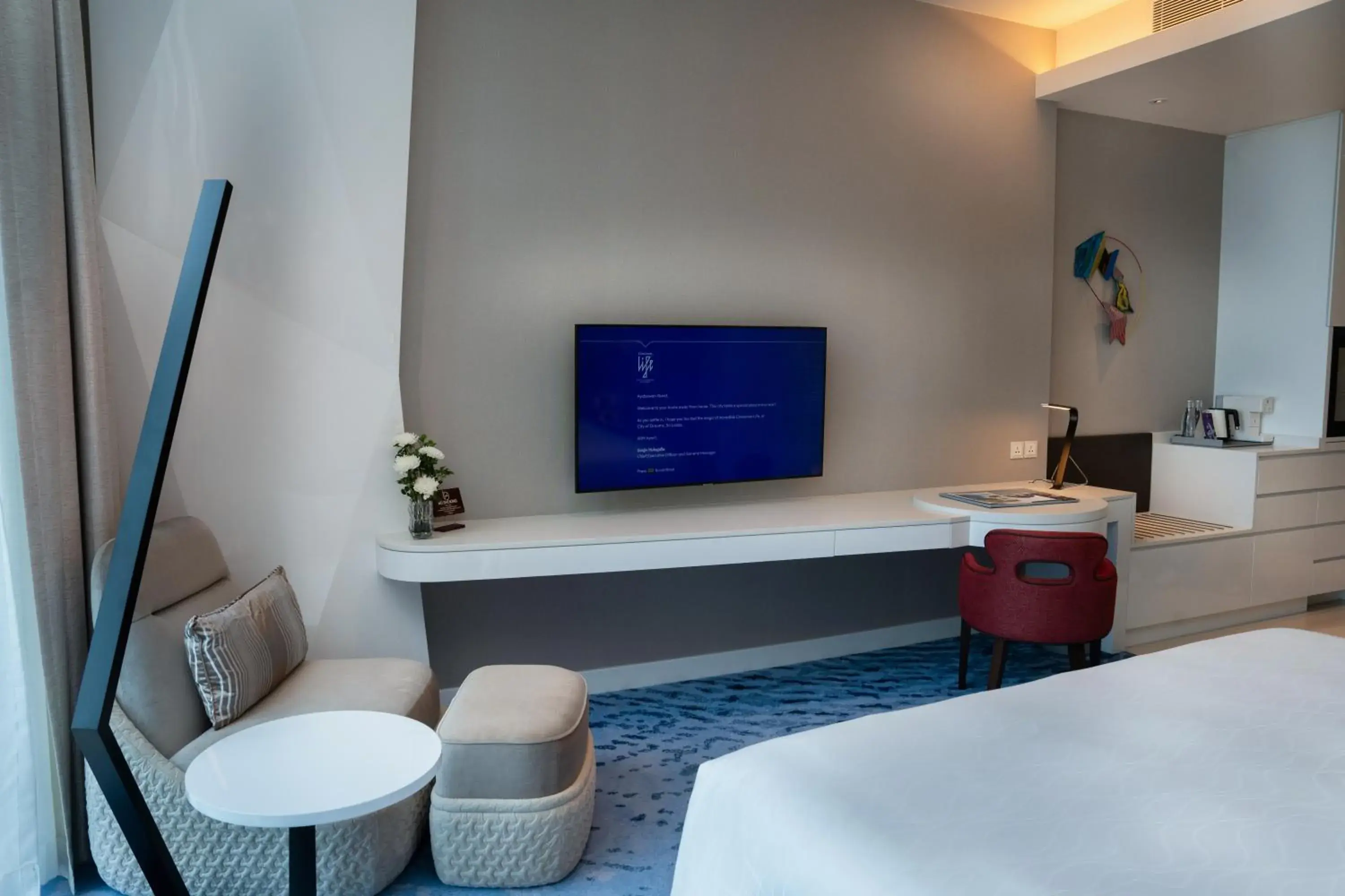 Skyline King in Cinnamon Life at City of Dreams Skyline King in Cinnamon Life at City of Dreams