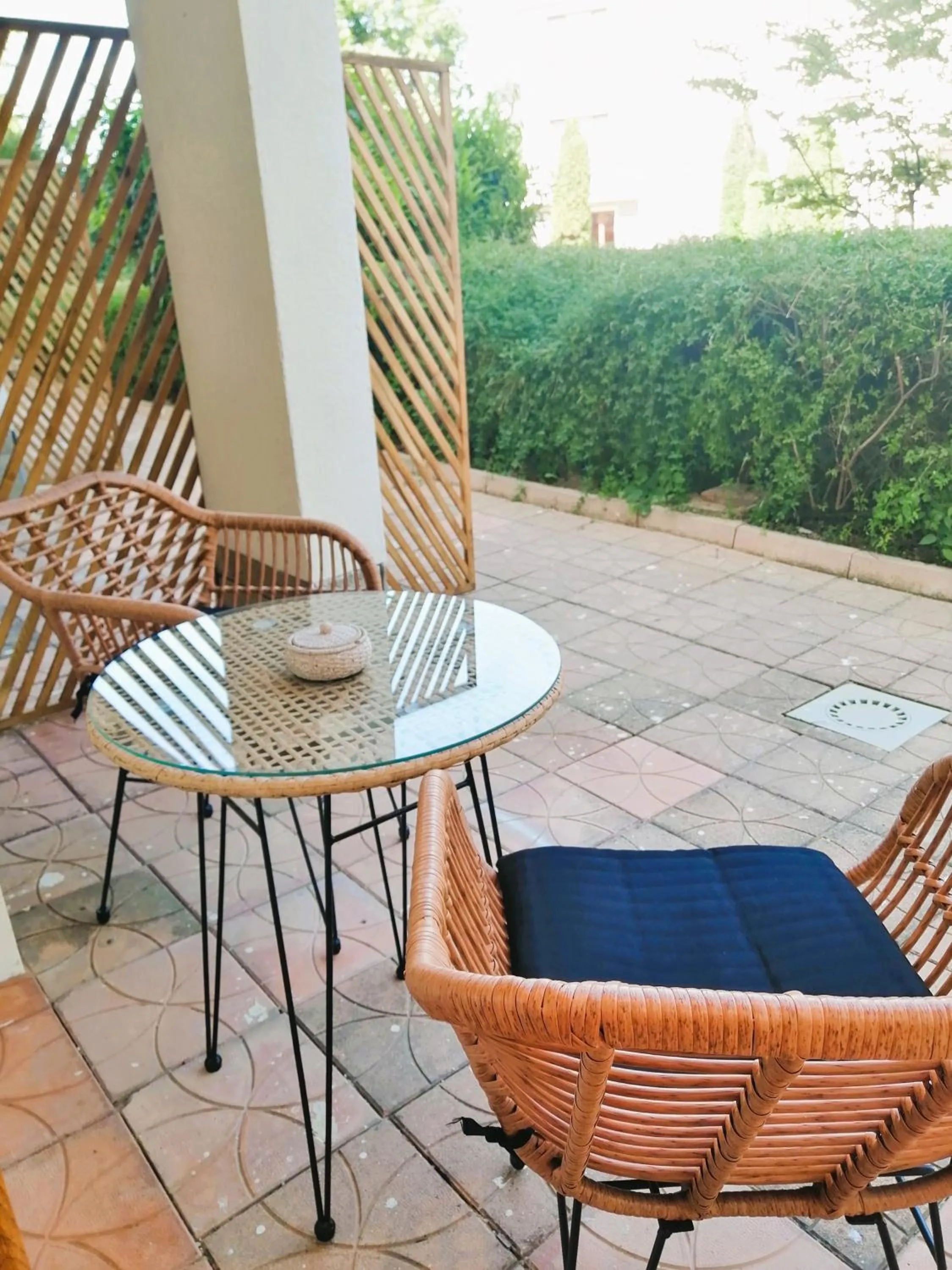 Patio in PARADISE Bay Hotel