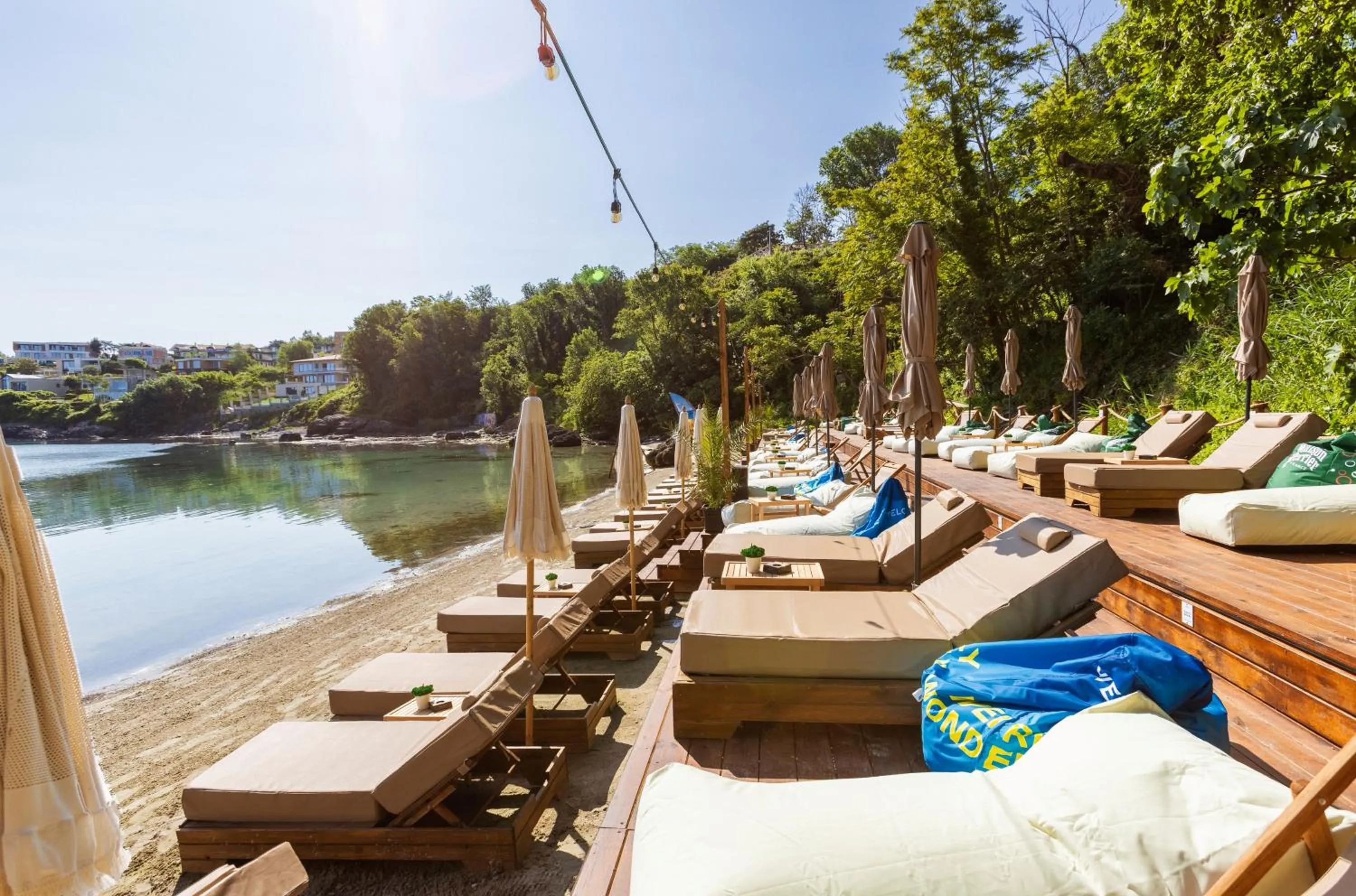 Beach in PARADISE Bay Hotel