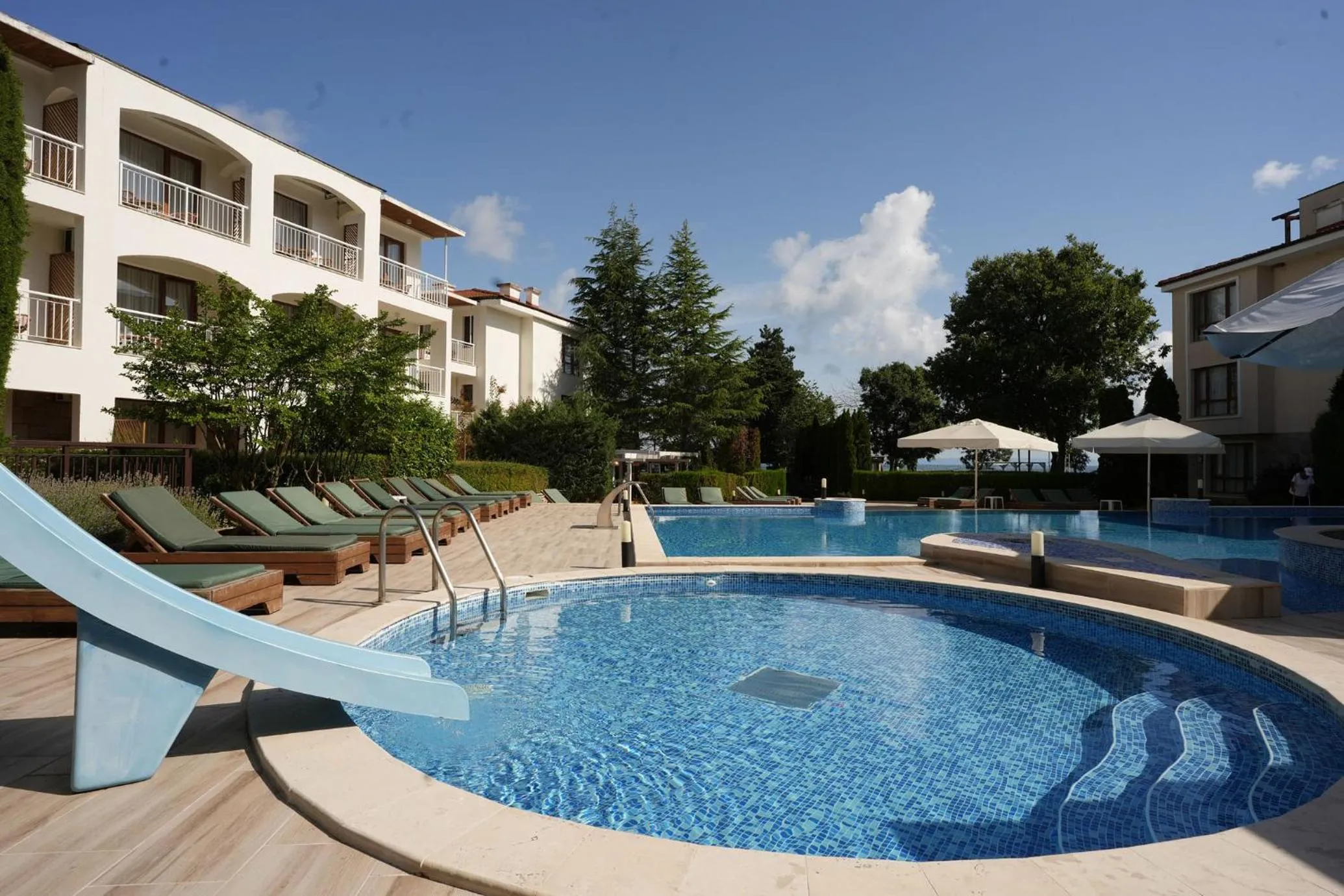 Property building in PARADISE Bay Hotel