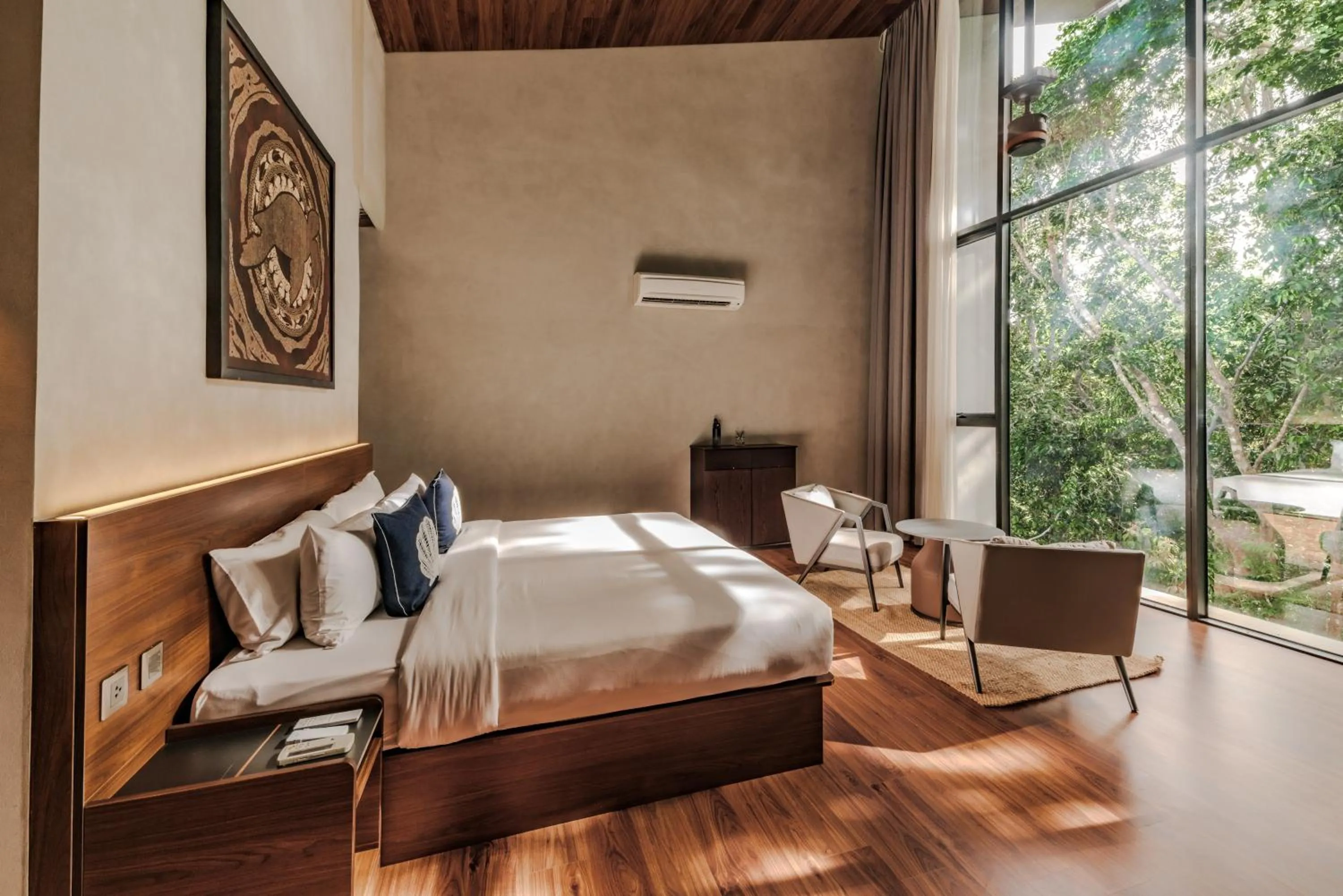 Bed in Piece Lio from Japan Managed by H Hospitality Group