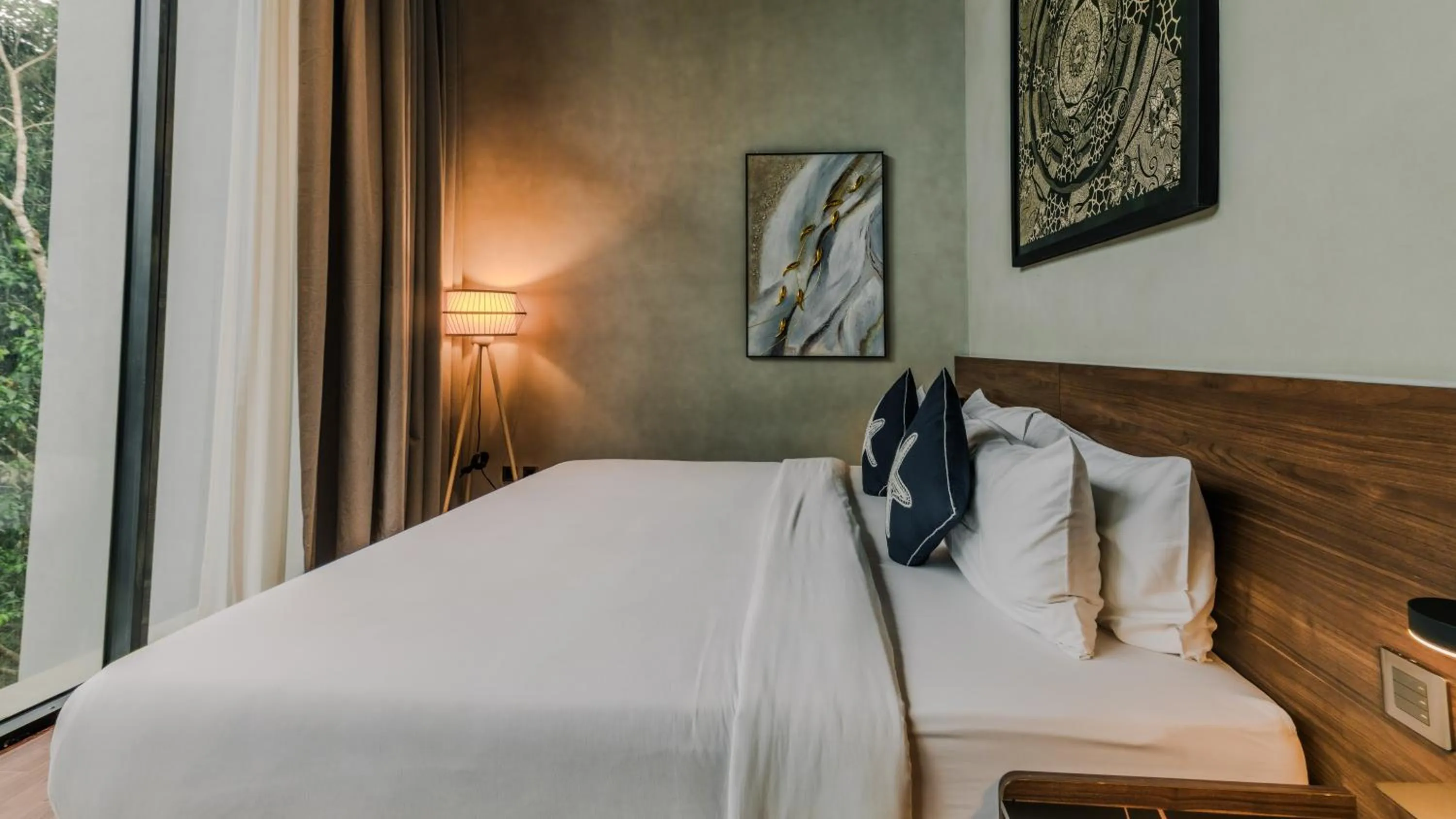 Bed in Piece Lio from Japan Managed by H Hospitality Group