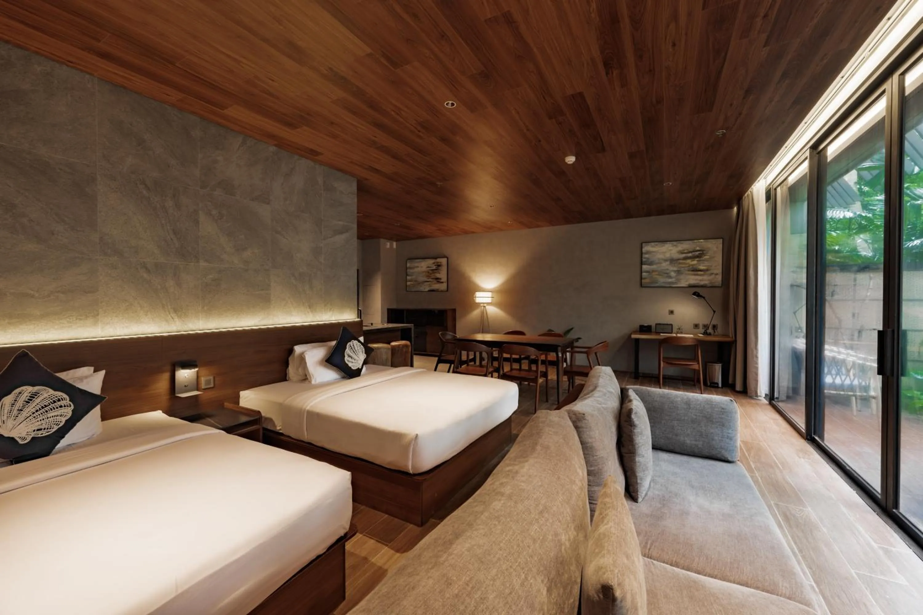 Bed in Piece Lio from Japan Managed by H Hospitality Group