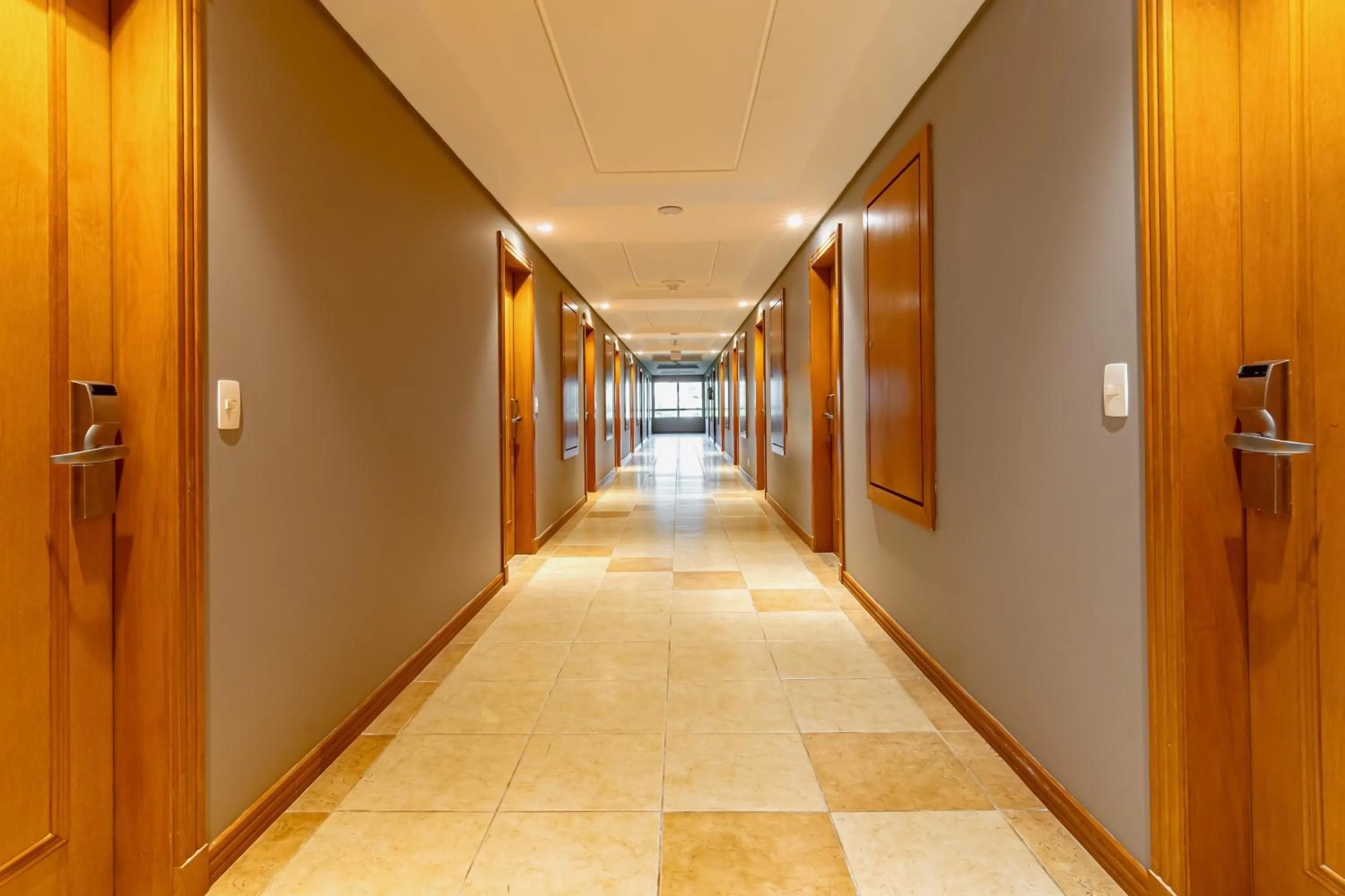 Lobby or reception in Mercure Florianópolis