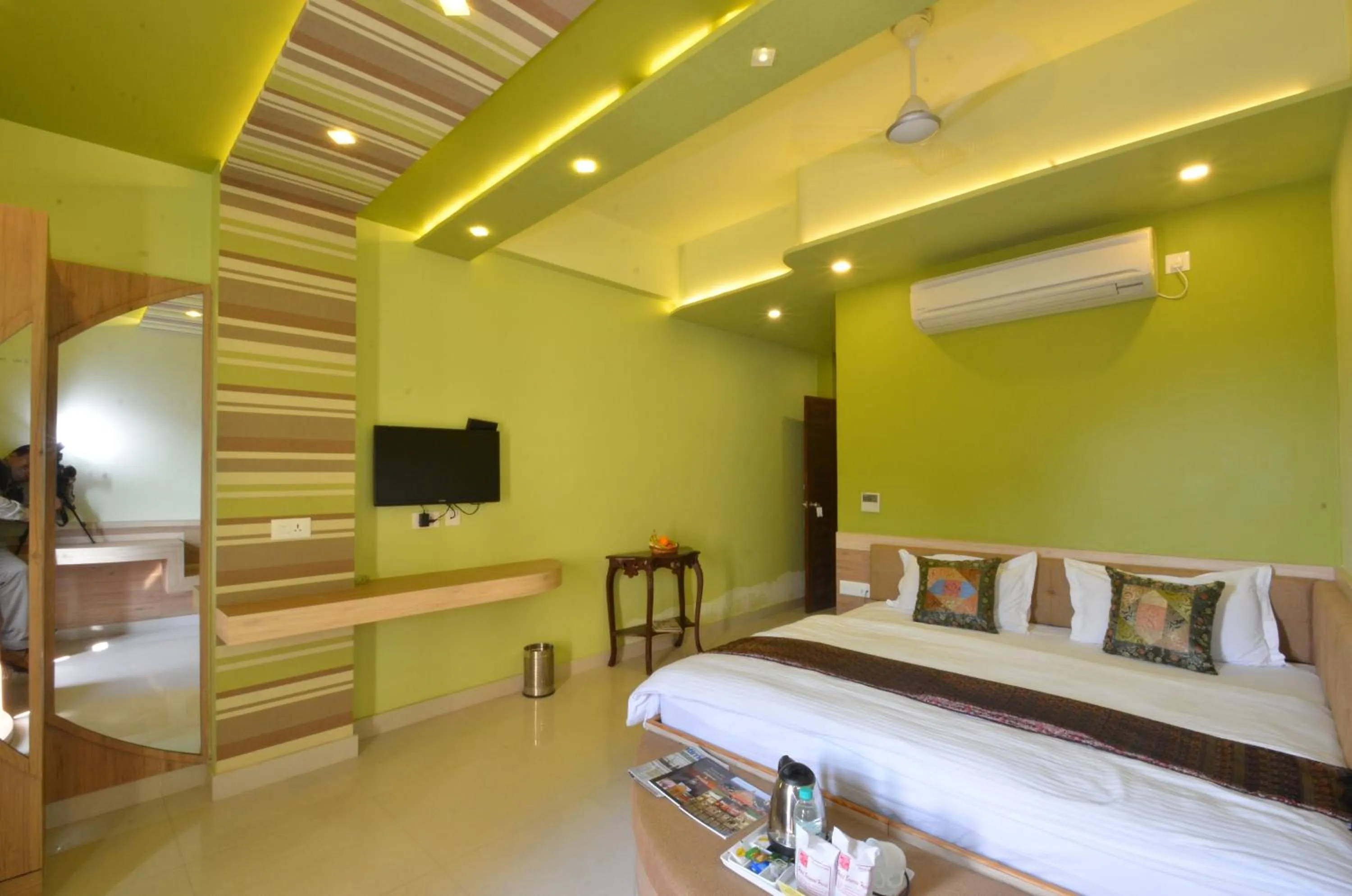 Bedroom, Bed in Hotel Banaras Haveli