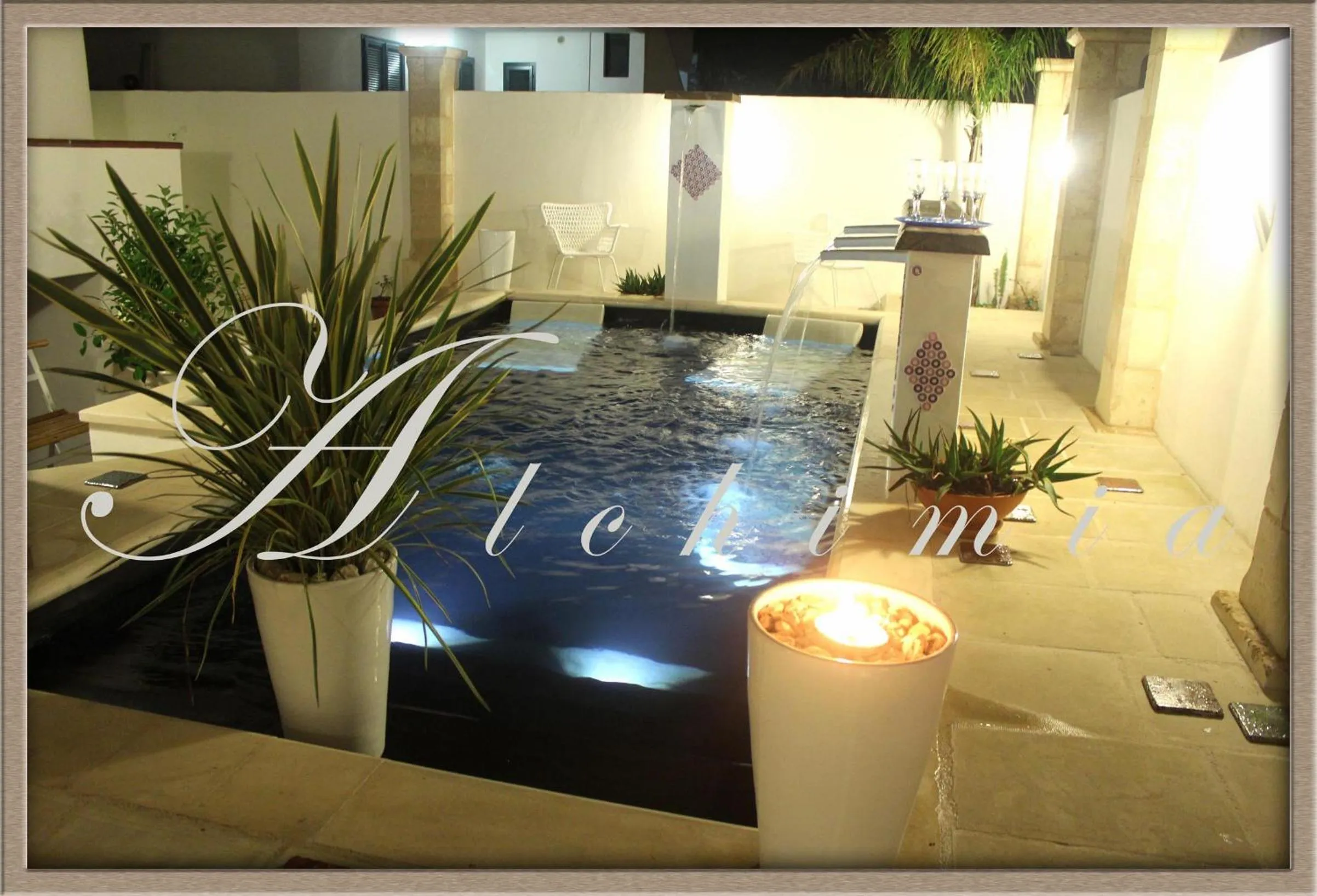 Swimming pool in Alchimia tra suoni e colori