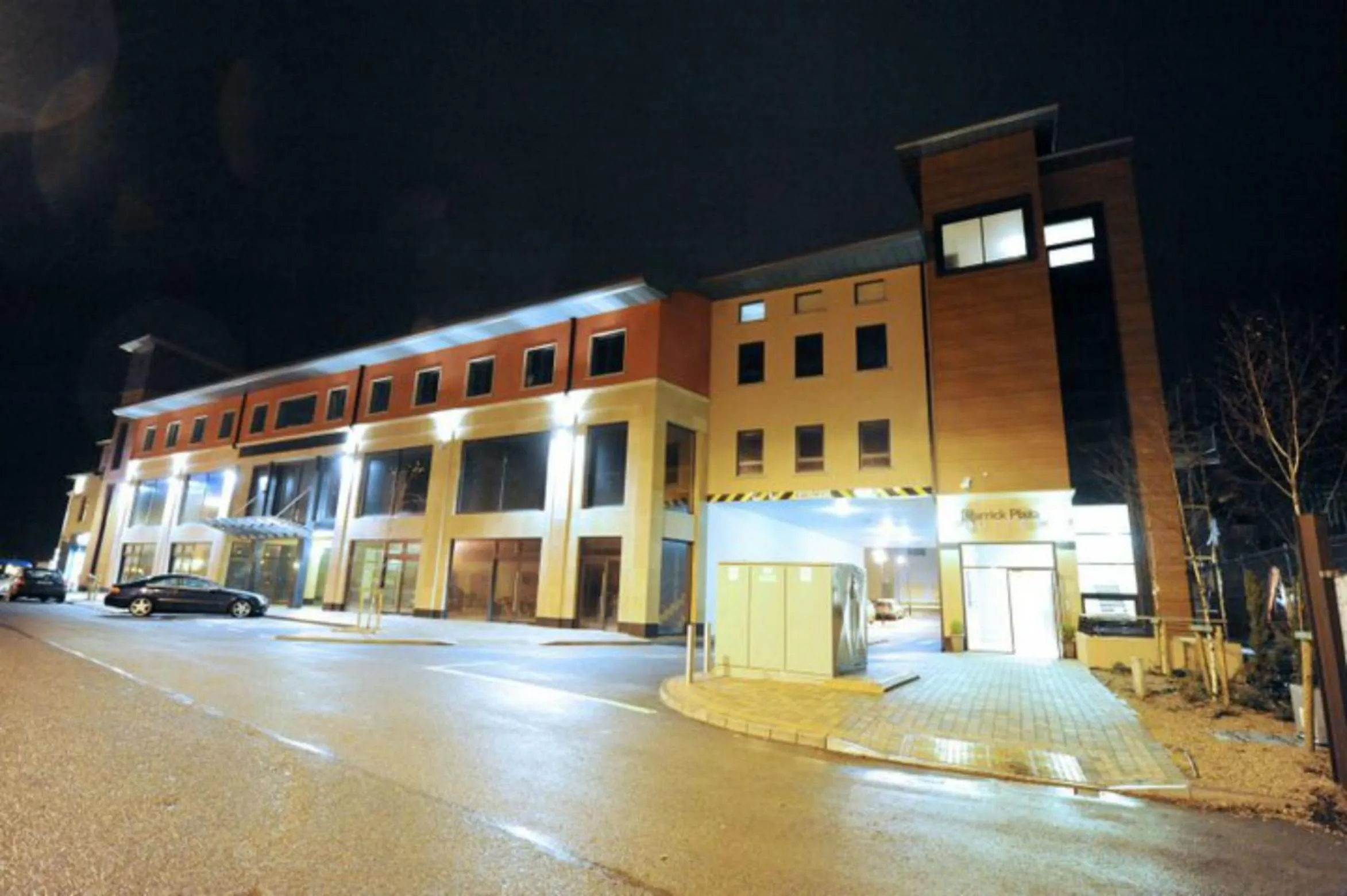 Facade/entrance in Carrick Plaza Suites and Apartments