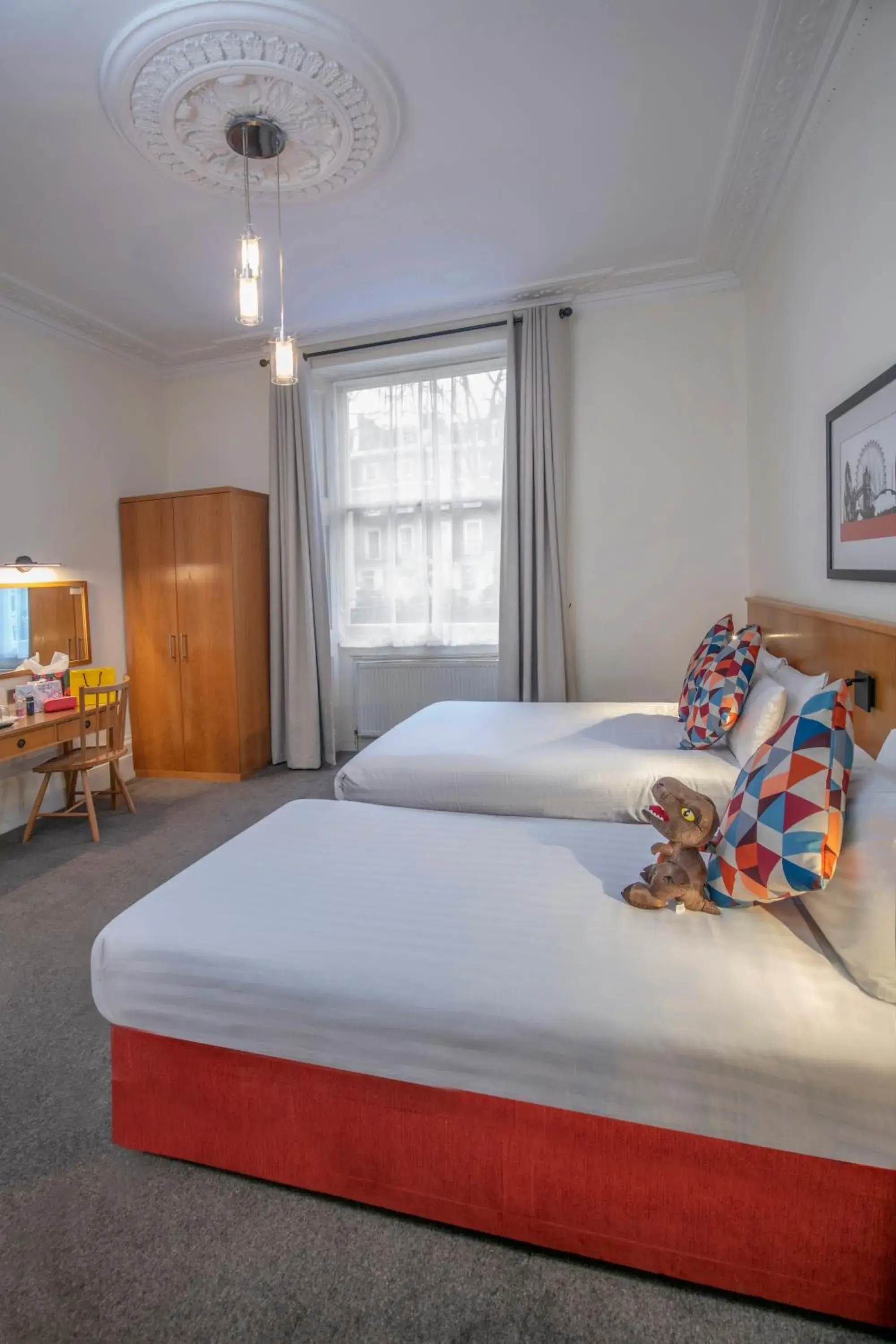 Standard Triple Room in Queensway Hotel, Sure Hotel Collection by Best Western Standard Triple Room in Queensway Hotel, Sure Hotel Collection by Best Western