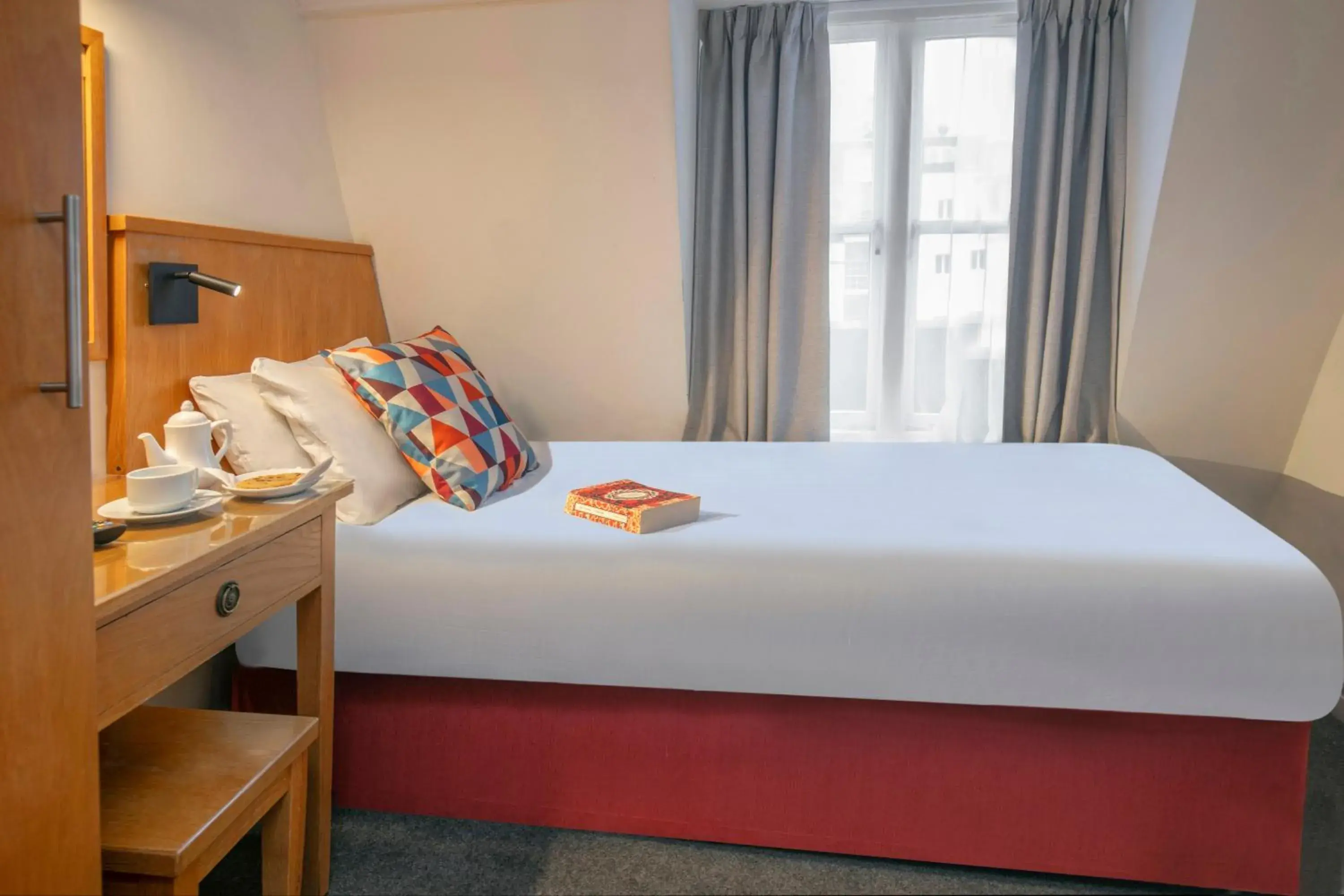 Standard Single Loft Room in Queensway Hotel, Sure Hotel Collection by Best Western Standard Single Loft Room in Queensway Hotel, Sure Hotel Collection by Best Western