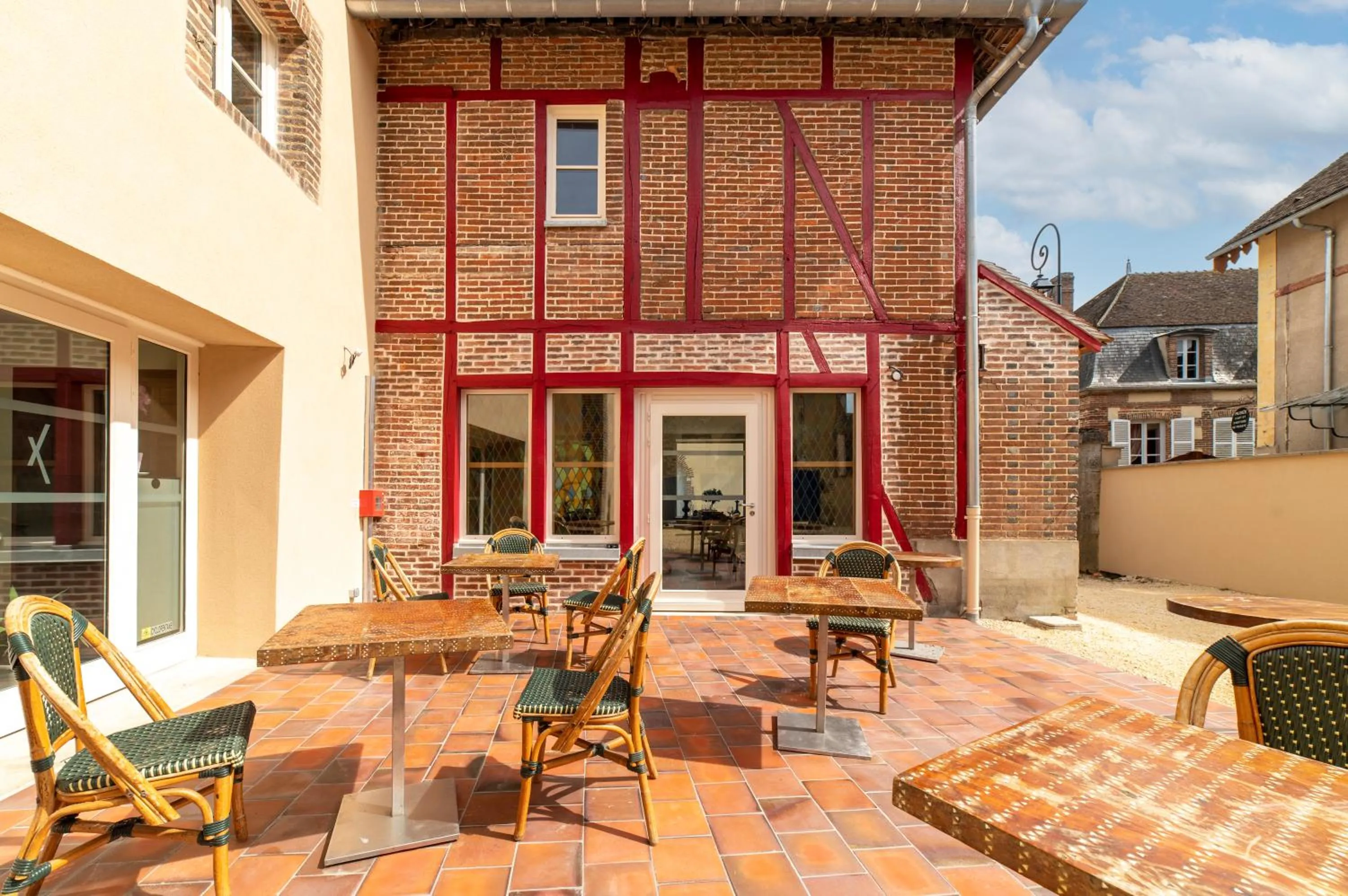Balcony/Terrace in Hôtel de la Croix Blanche