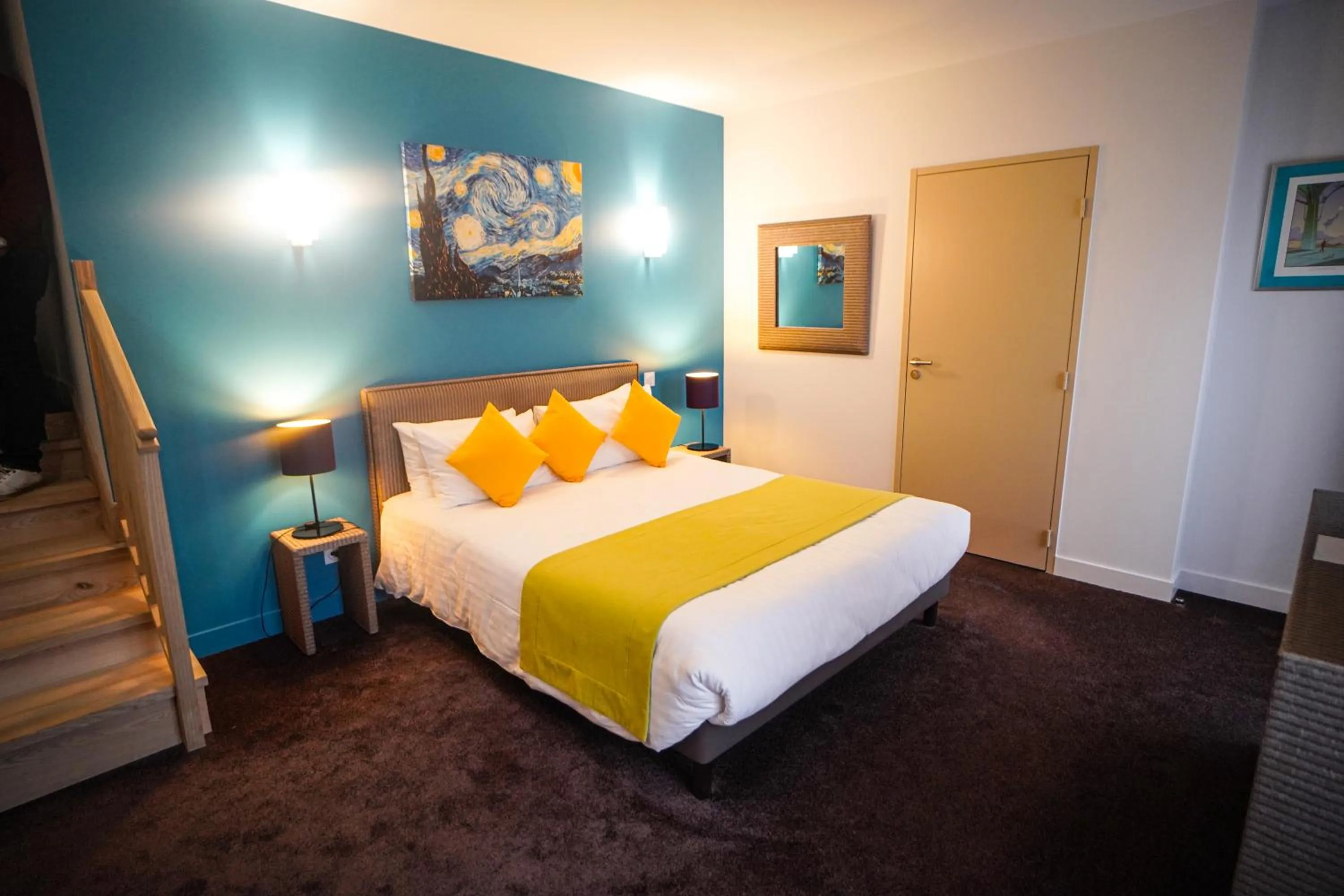 Bed in Hôtel de la Croix Blanche