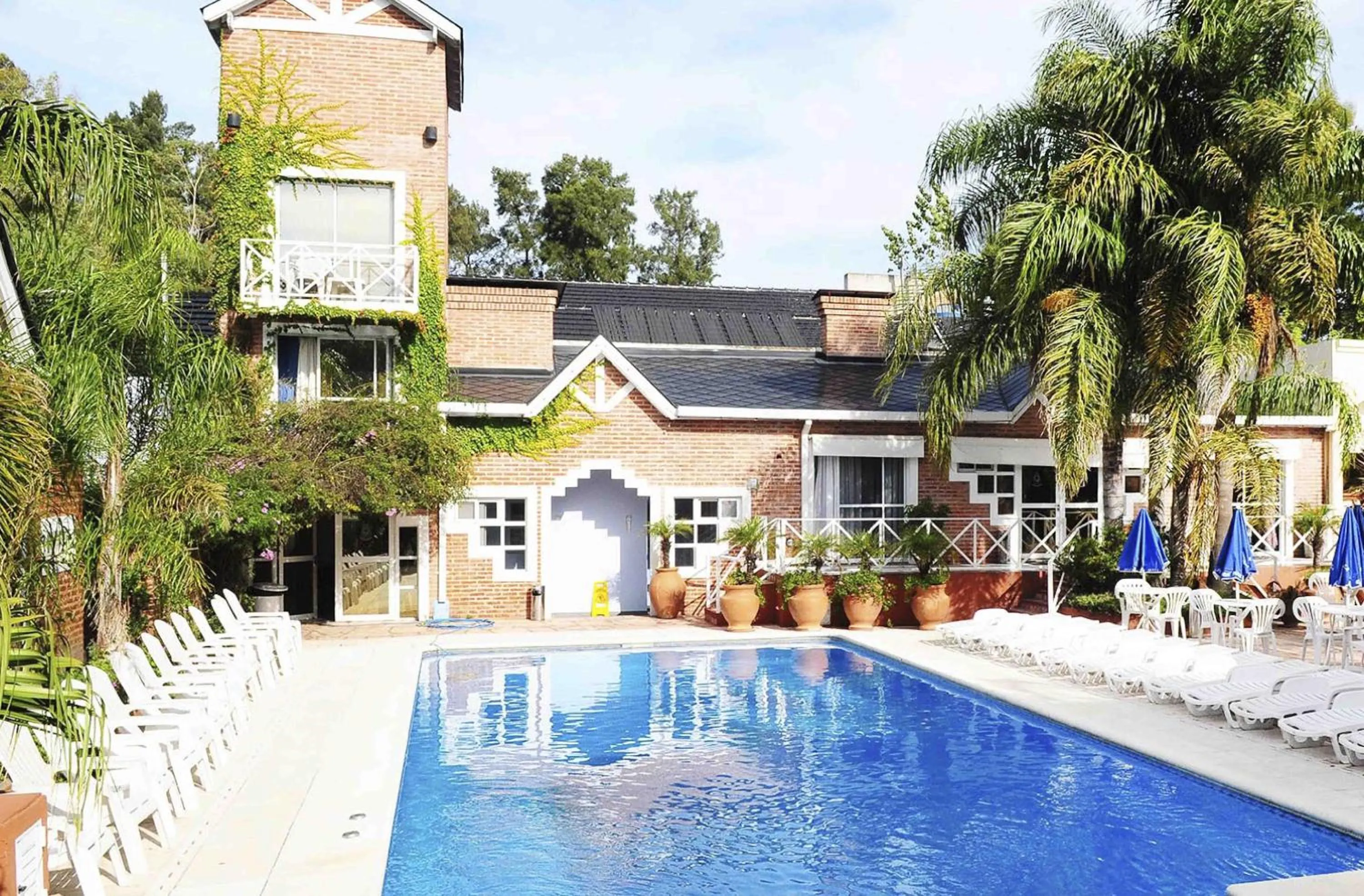 Garden in Posada Suiza by Prima Collection