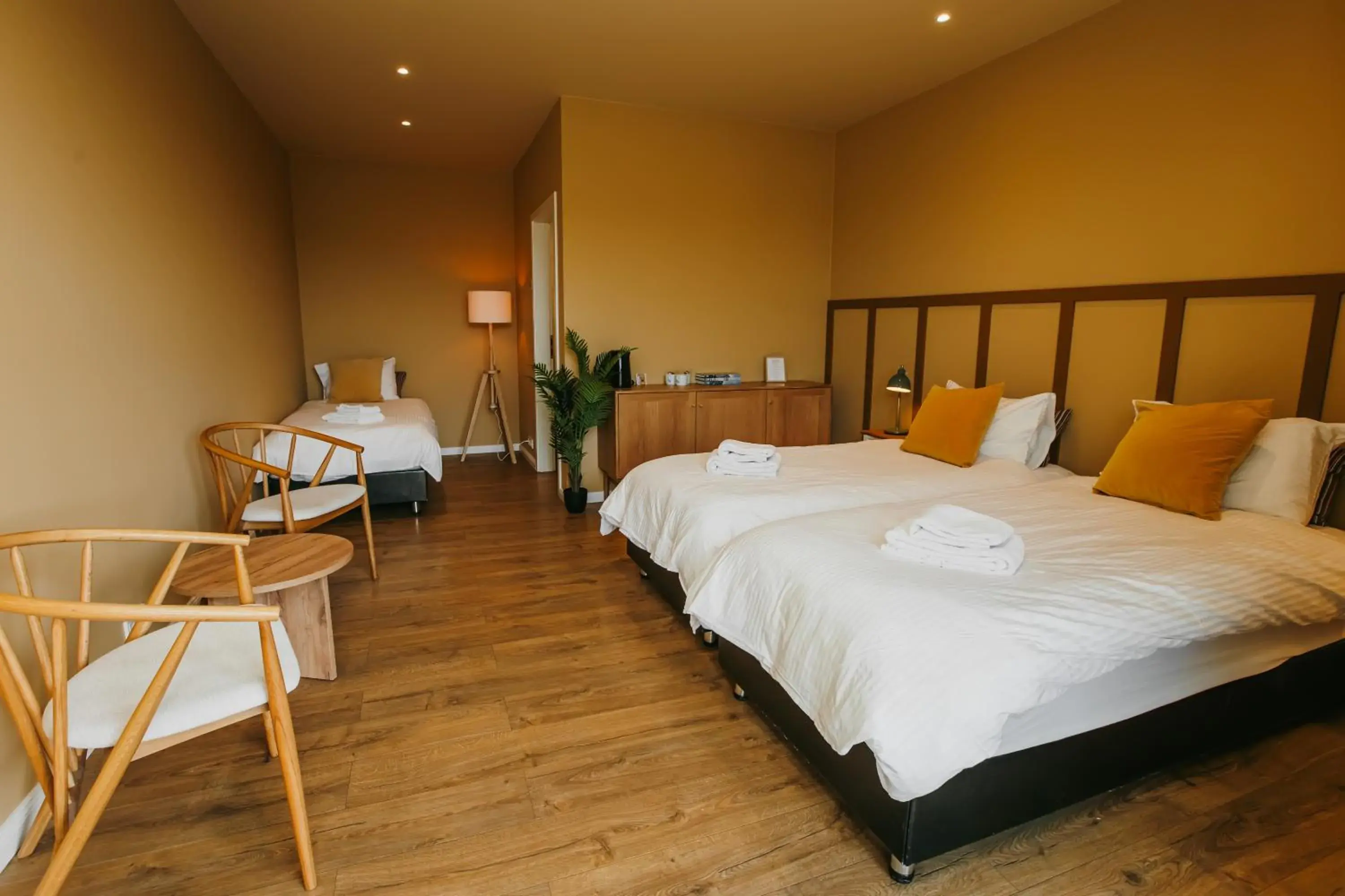 Triple Room with Private Bathroom in The Hill Guesthouse Triple Room with Private Bathroom in The Hill Guesthouse