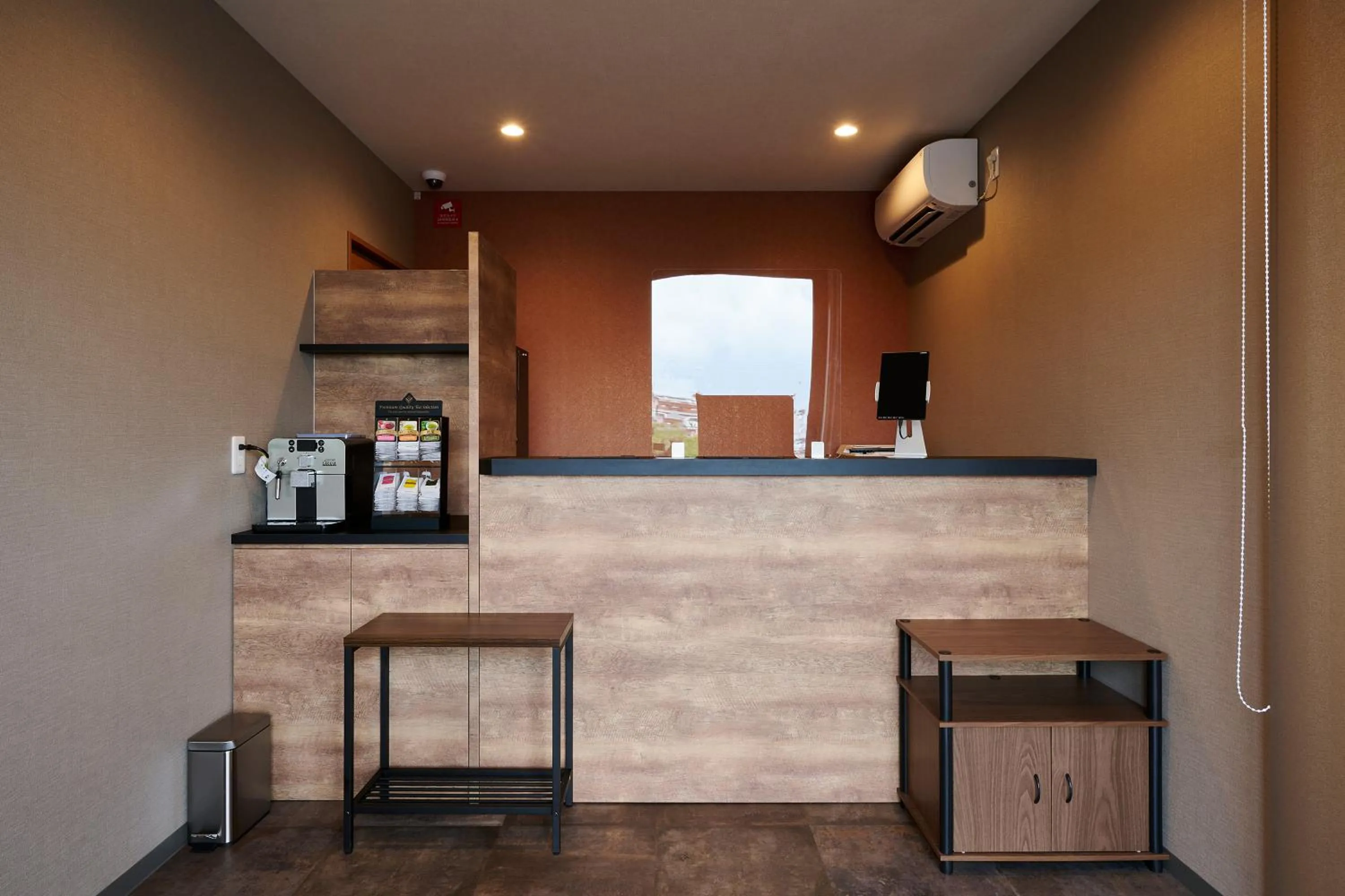 Lobby or reception in HOTEL R9 The Yard Omitama