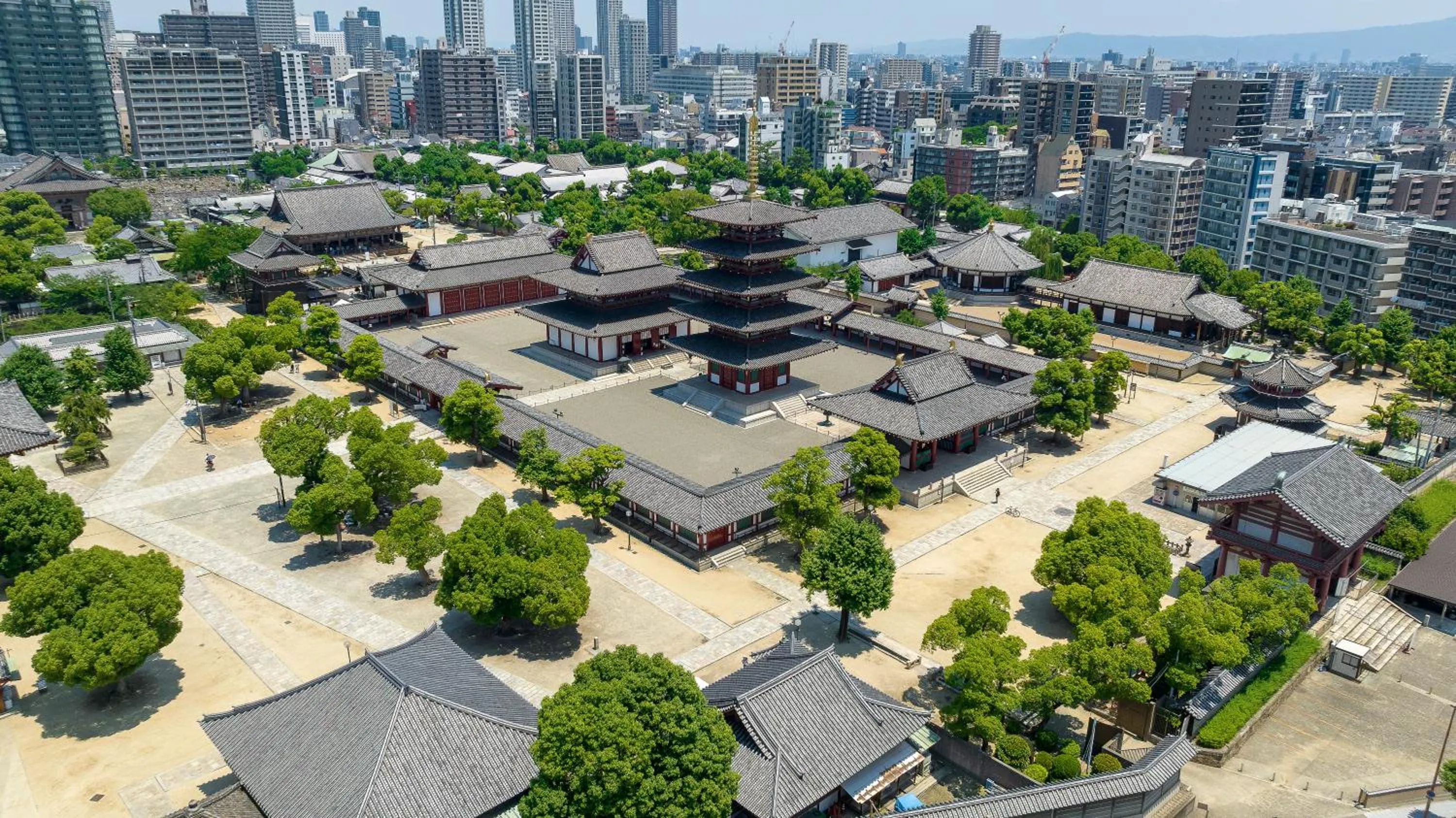 Nearby landmark in Smile Hotel Osaka Tennoji