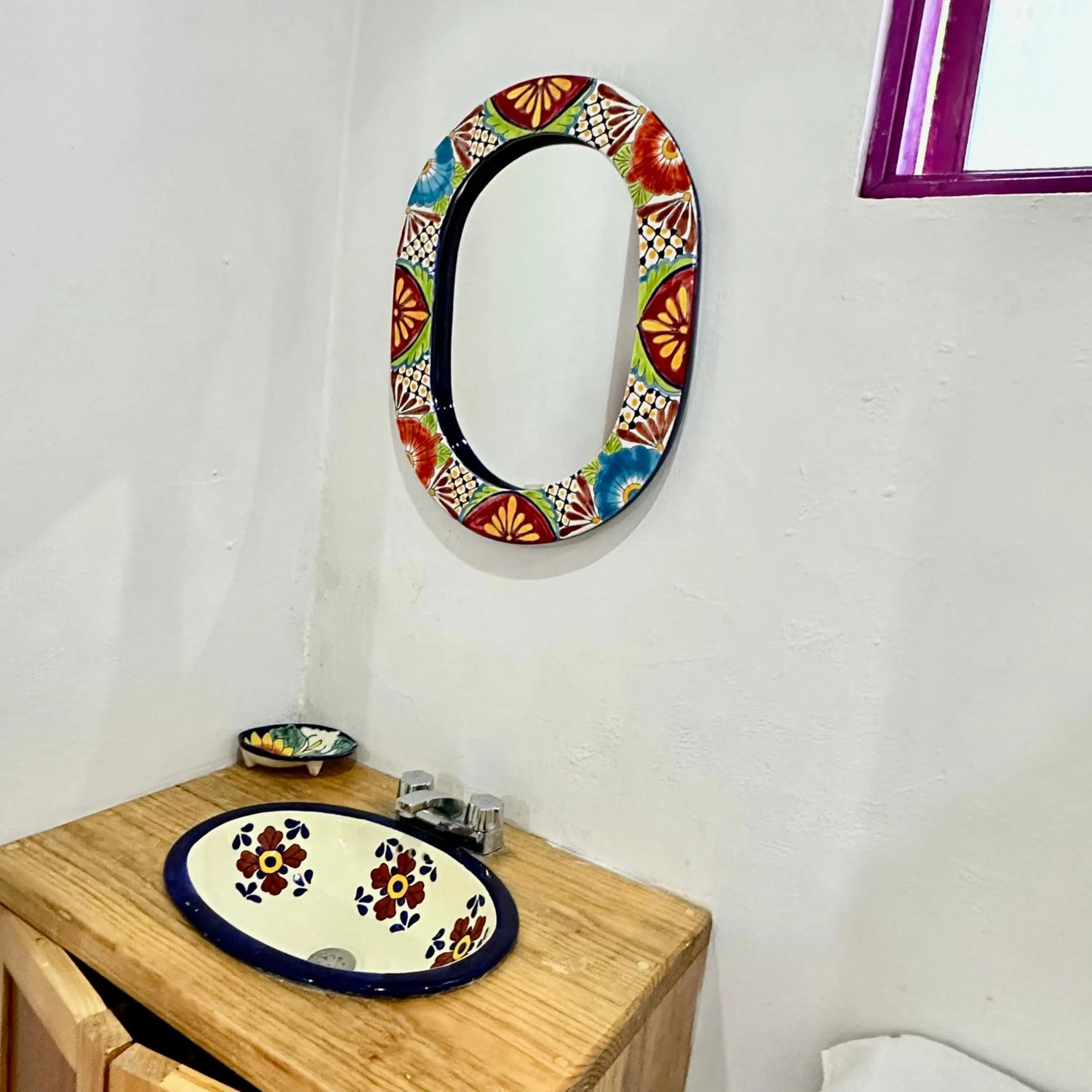 Bathroom in La Etelvina Suites