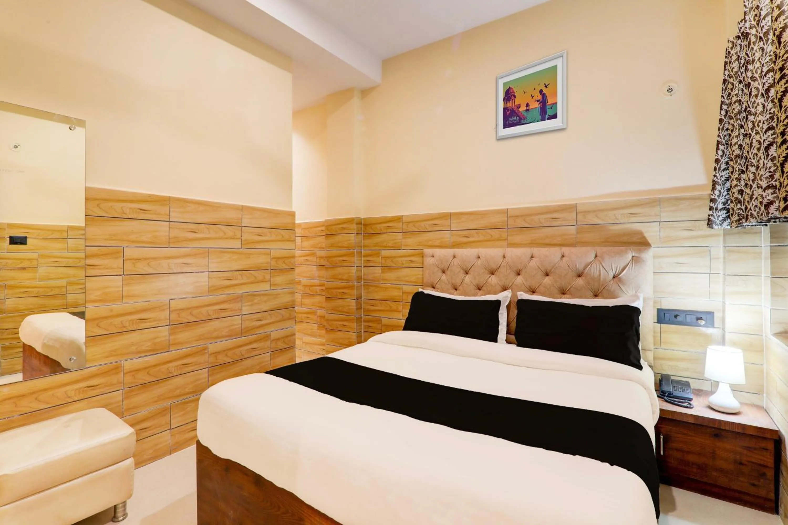 Bedroom, Bed in Hotel O Super Kalpna Inn