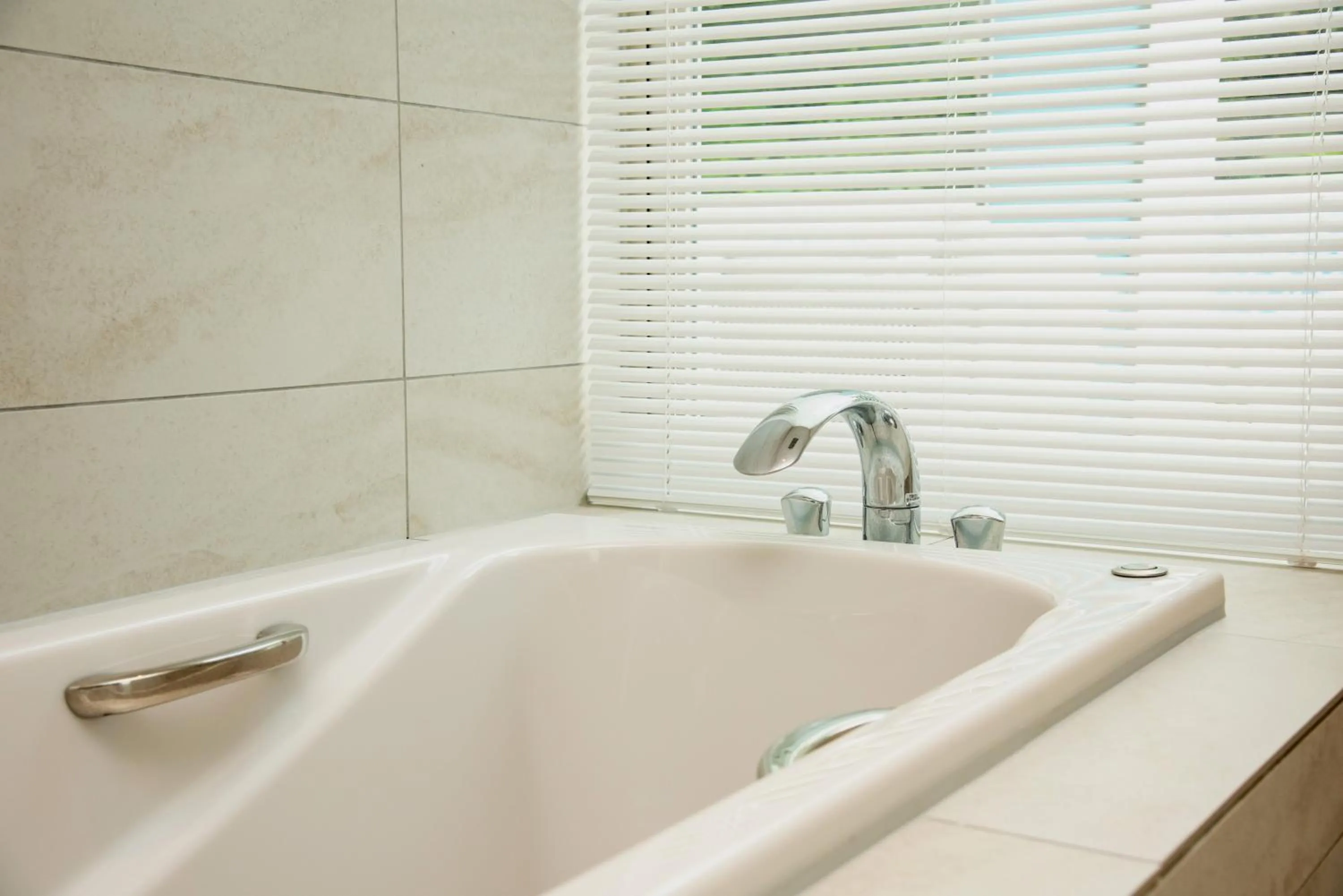 Bath in pool villa Sanrriott Okinawa Motobu