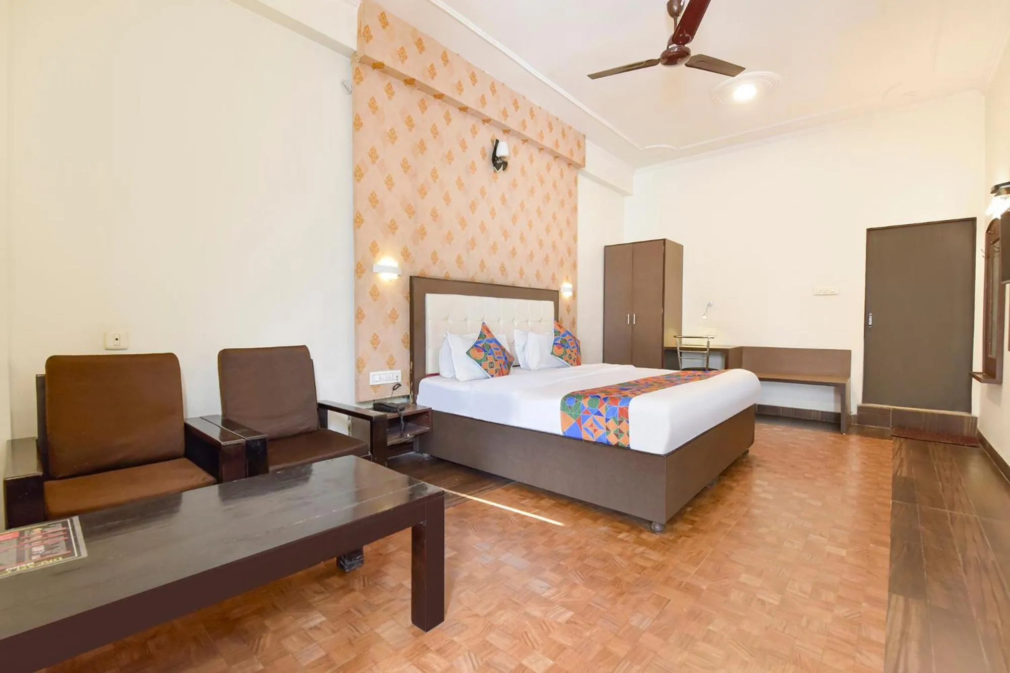 Bed in FabHotel Dream Palace