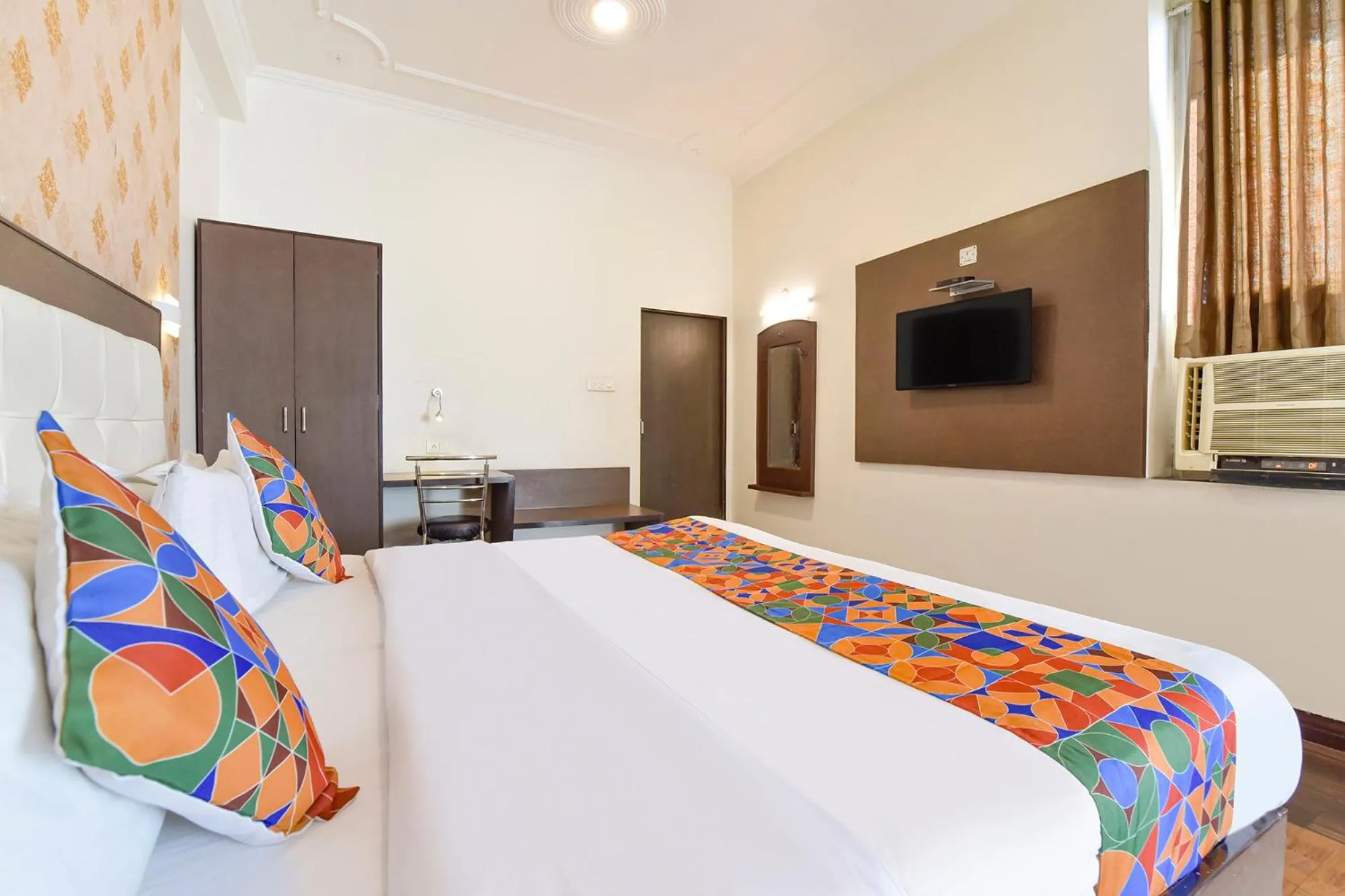 Bed in FabHotel Dream Palace