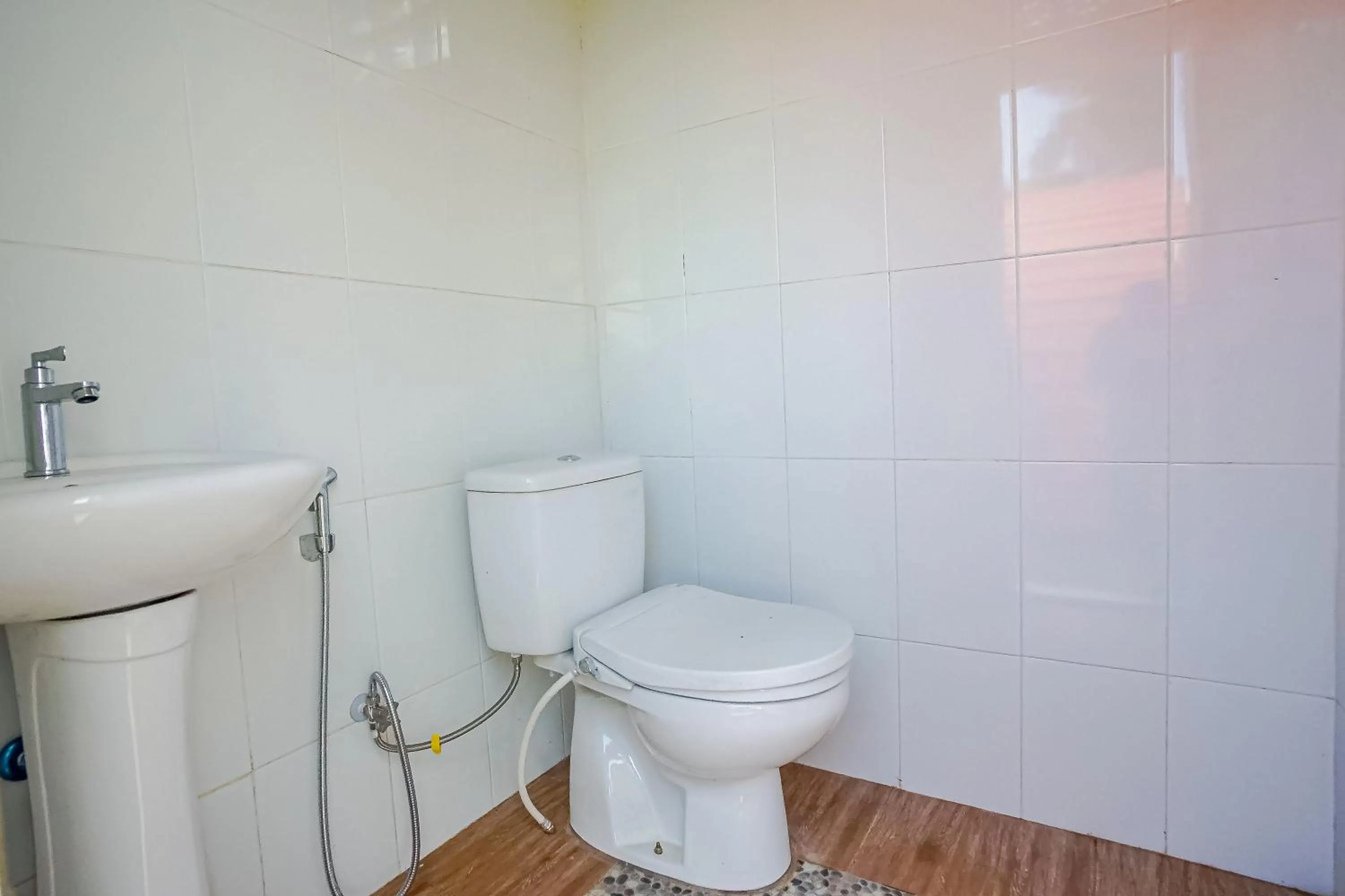 Bathroom in Rainbow Glamping