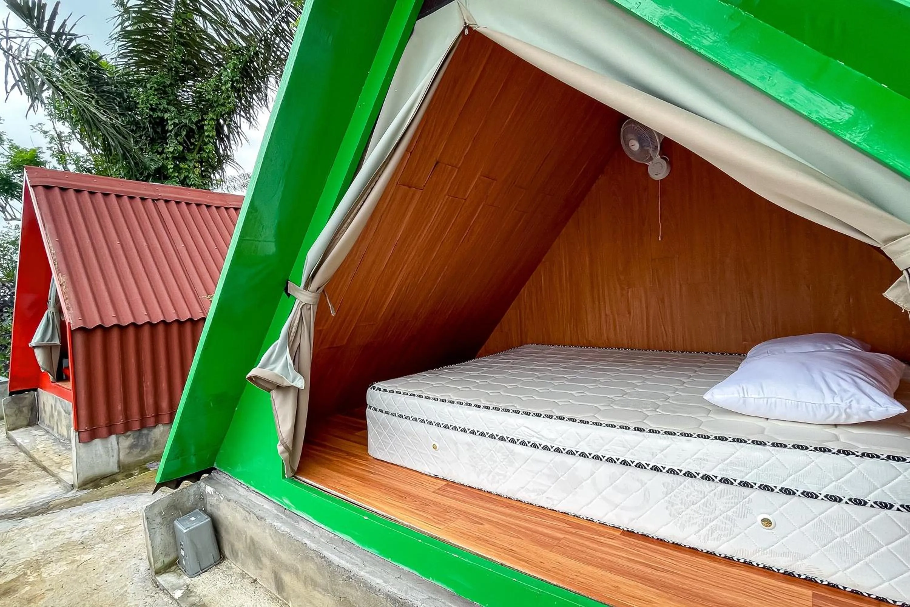 Bedroom, Bed in Rainbow Glamping