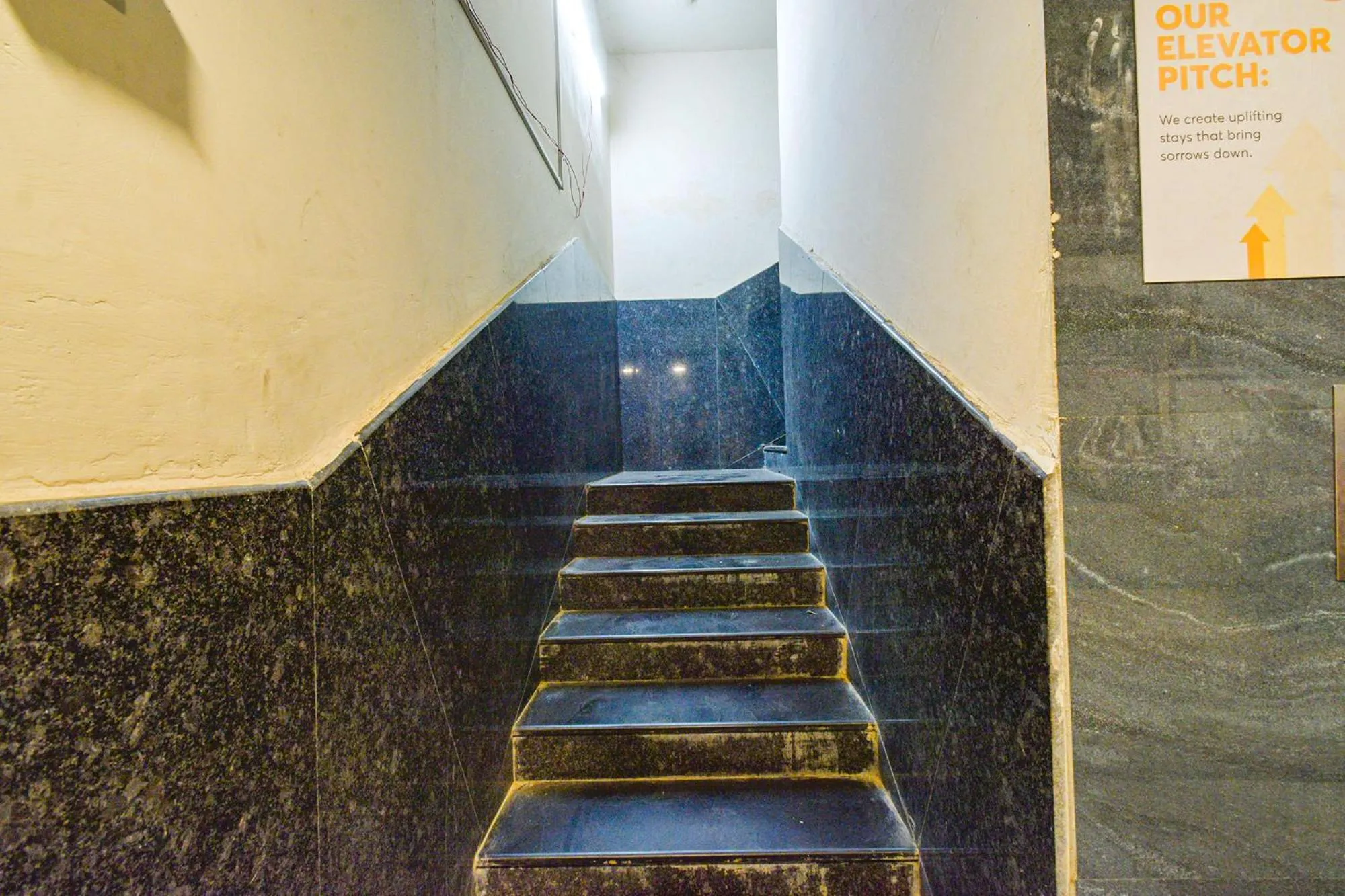 Lobby or reception in FabHotel Yogeshwara Grand - Nr Hyderabad International Airport, Shamshabad