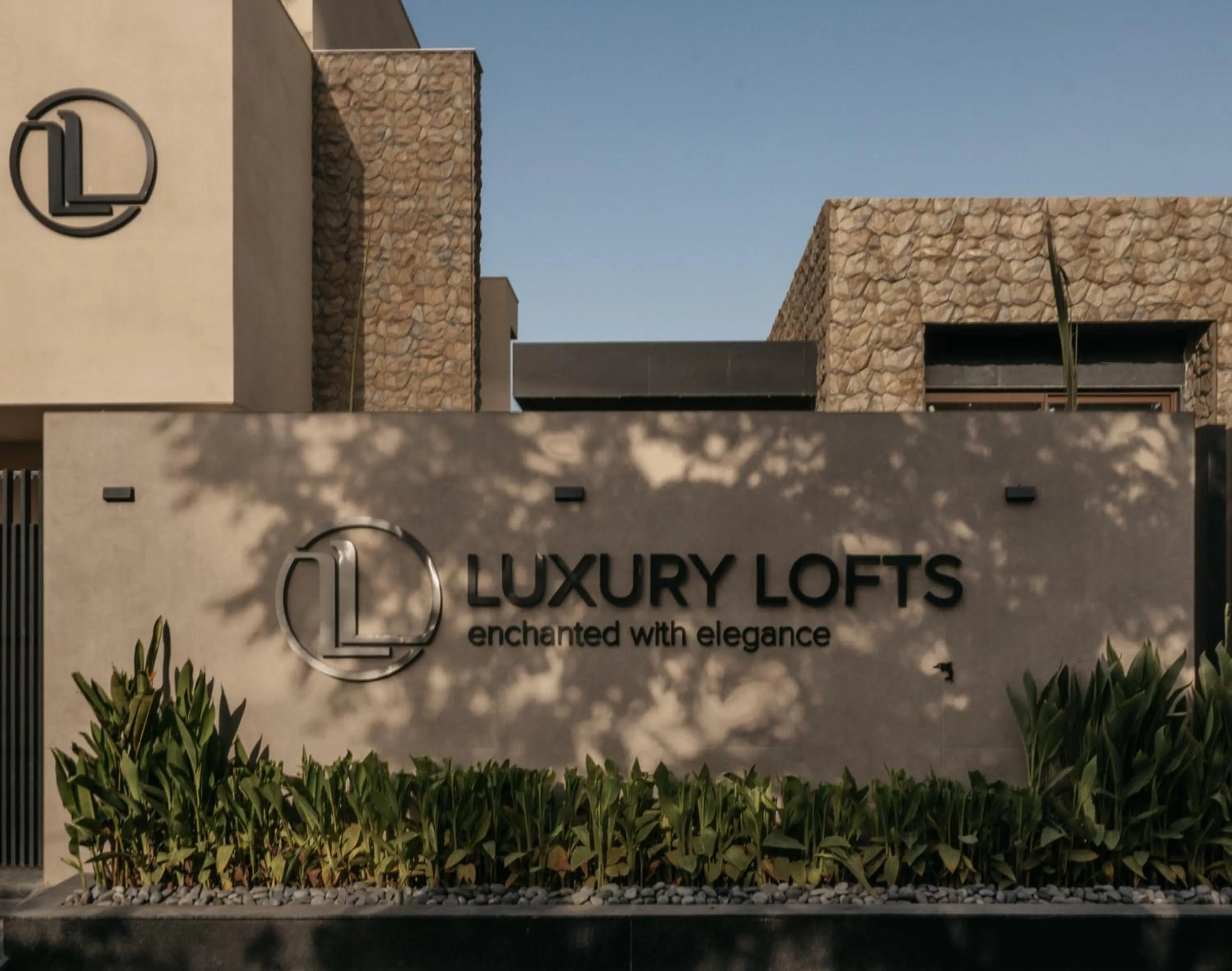 Property building in Luxury Lofts