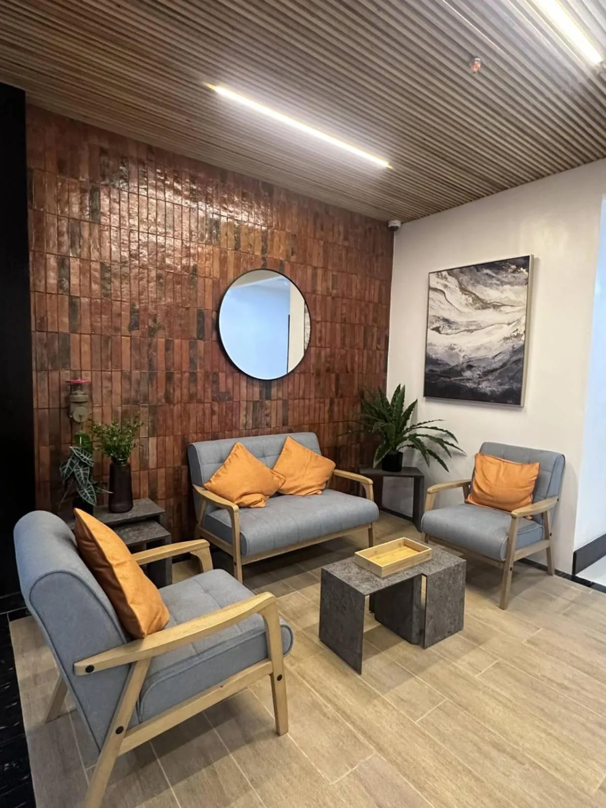 Seating area in Travelbee Minglanilla Inn