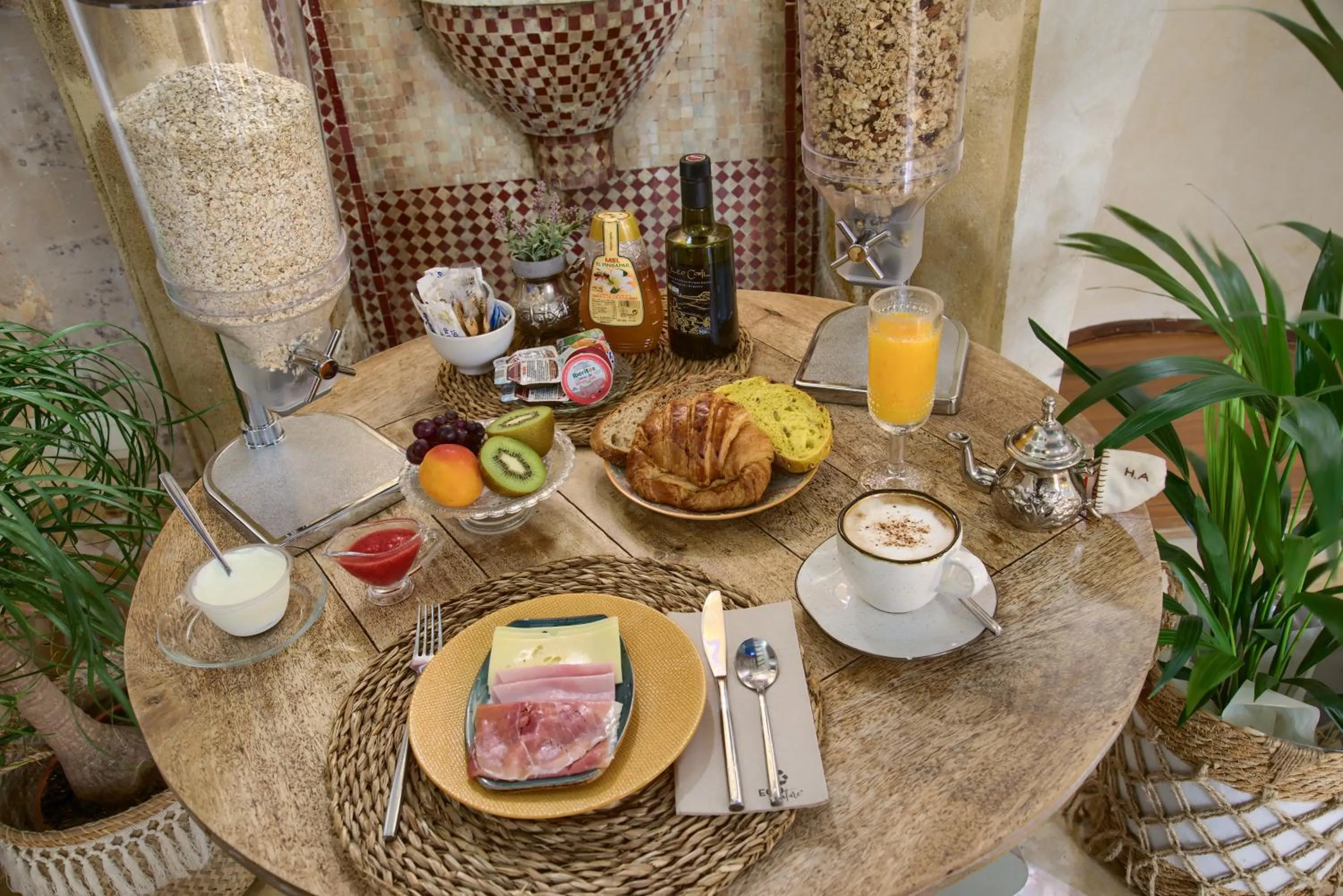 Food and drinks in Hotel Argantonio