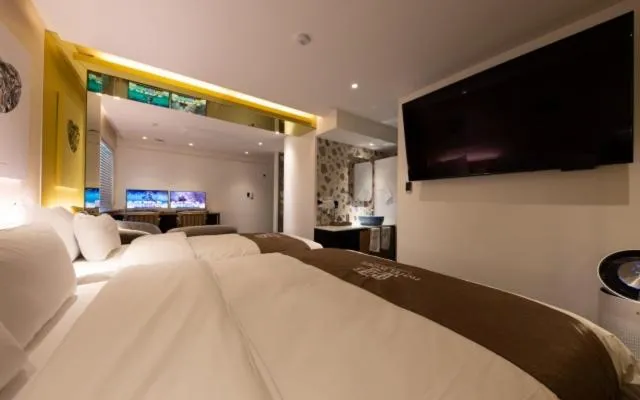 Hotel in Cafe Doksan