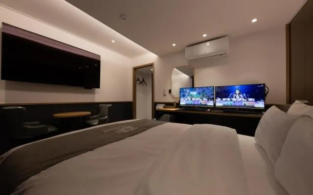 Hotel in Cafe Doksan