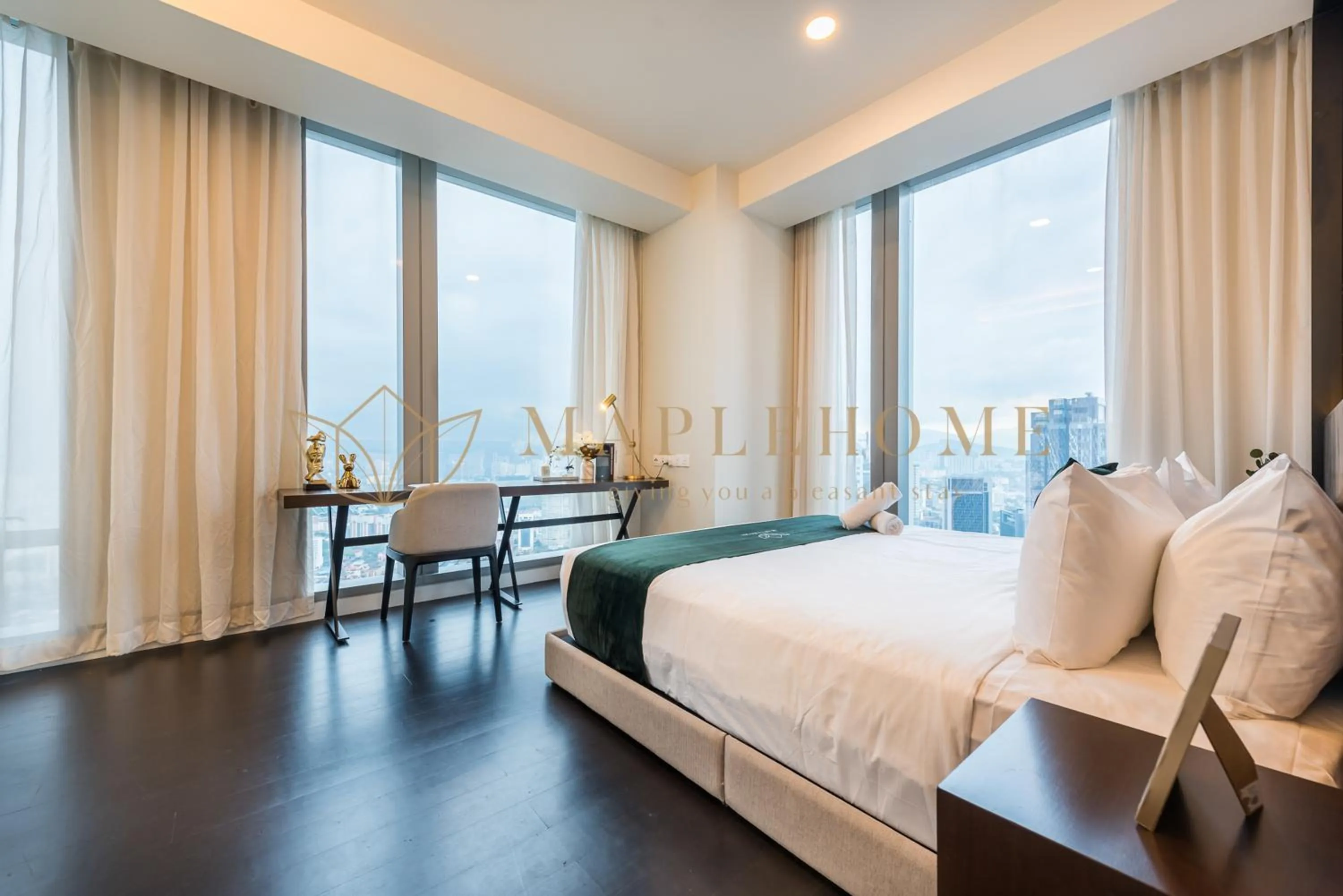 Bed in Tropicana The Residences Premier Suites KLCC