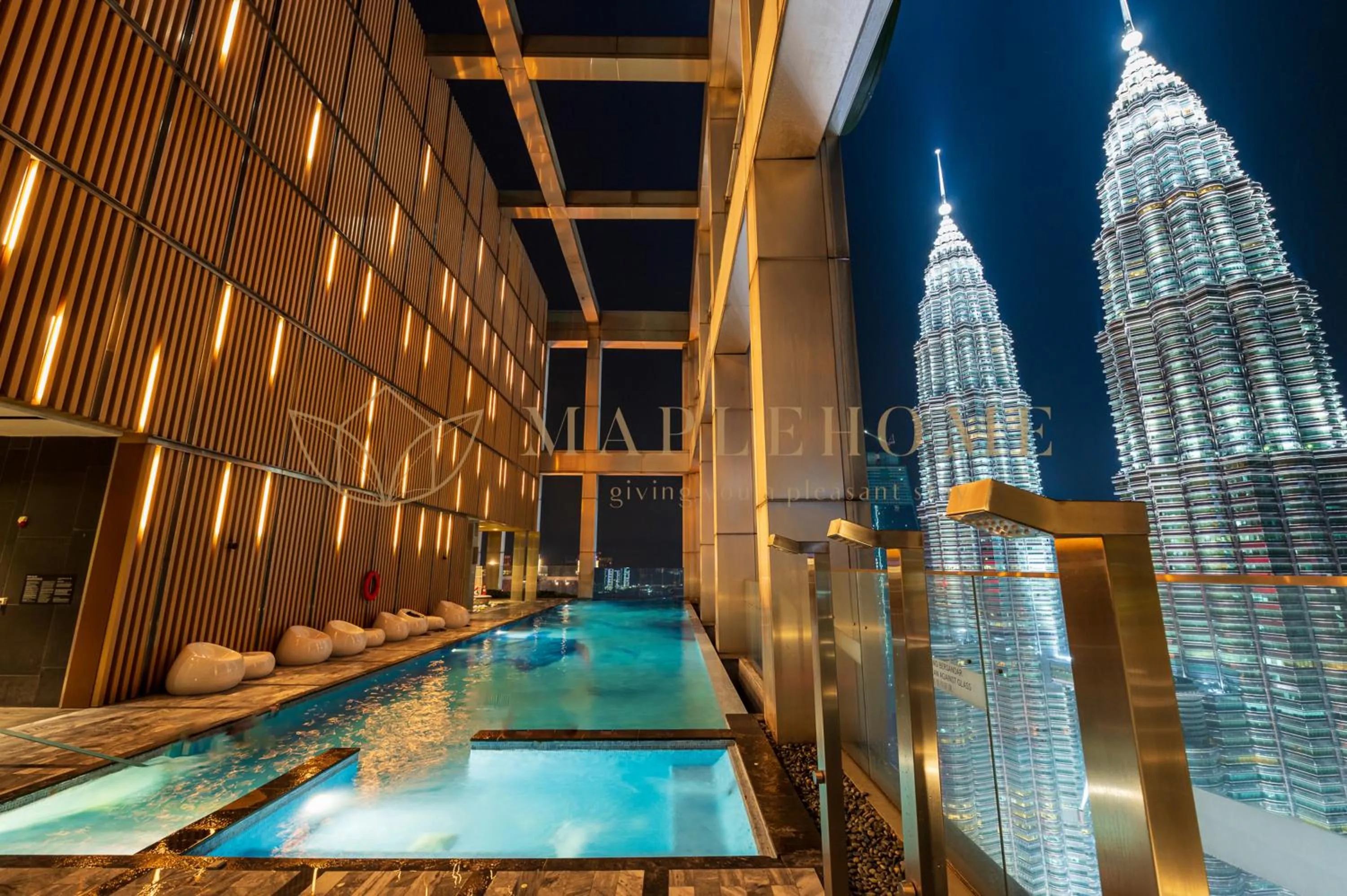 Night in Tropicana The Residences Premier Suites KLCC