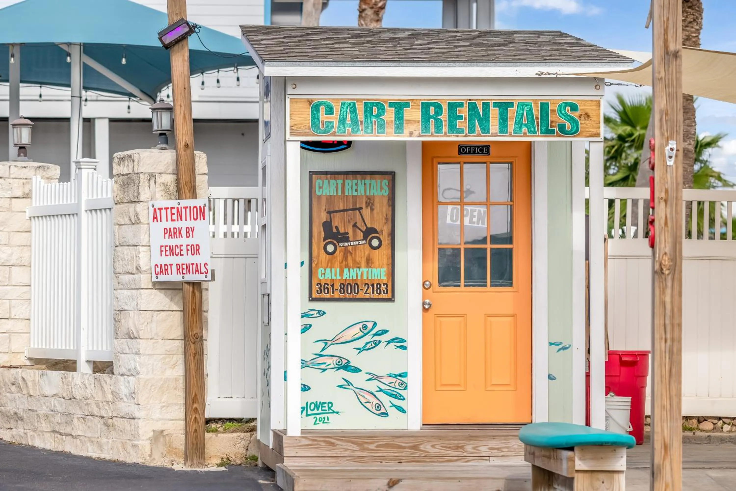 On-site shops in Tropic Island Resort