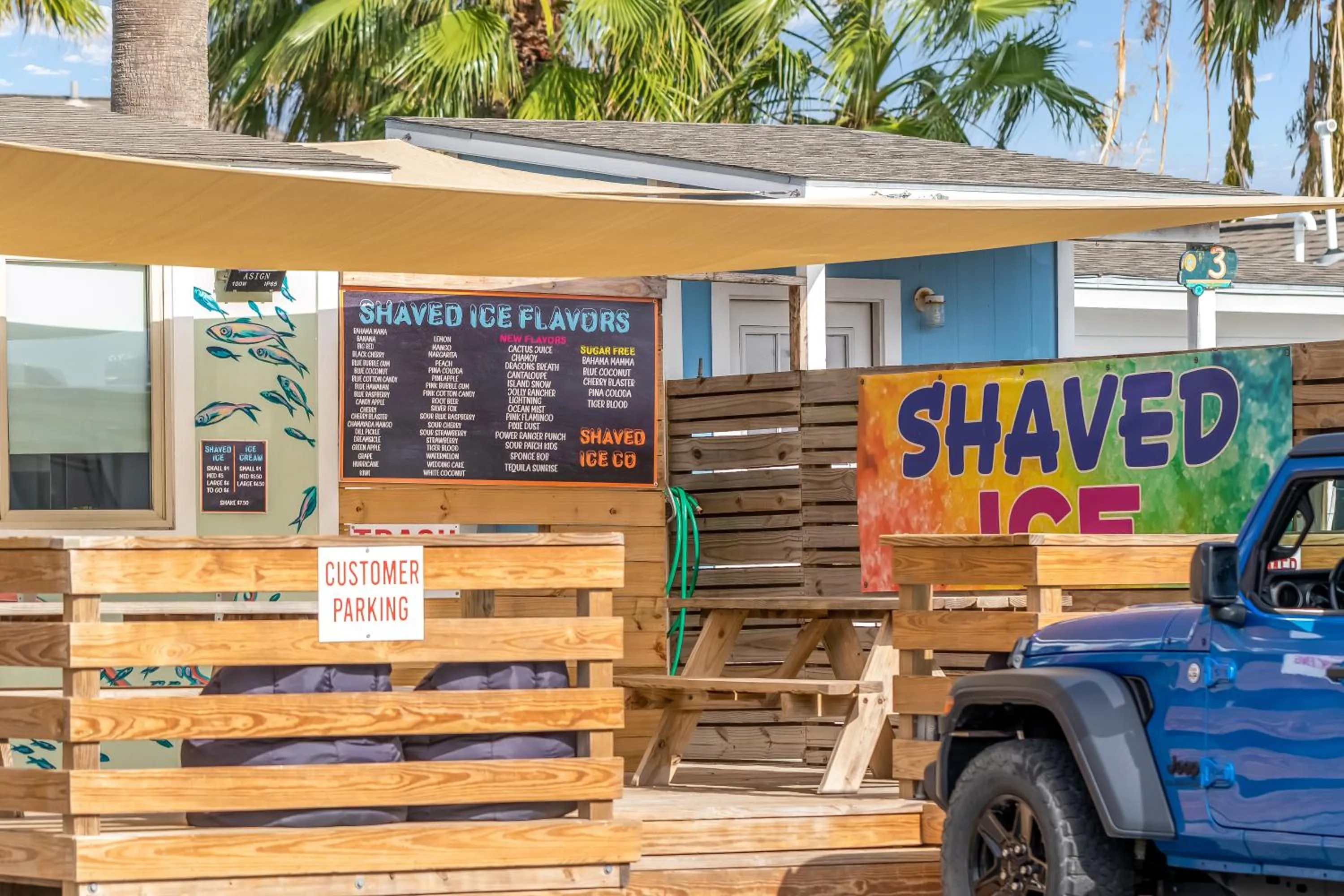 Food in Tropic Island Resort