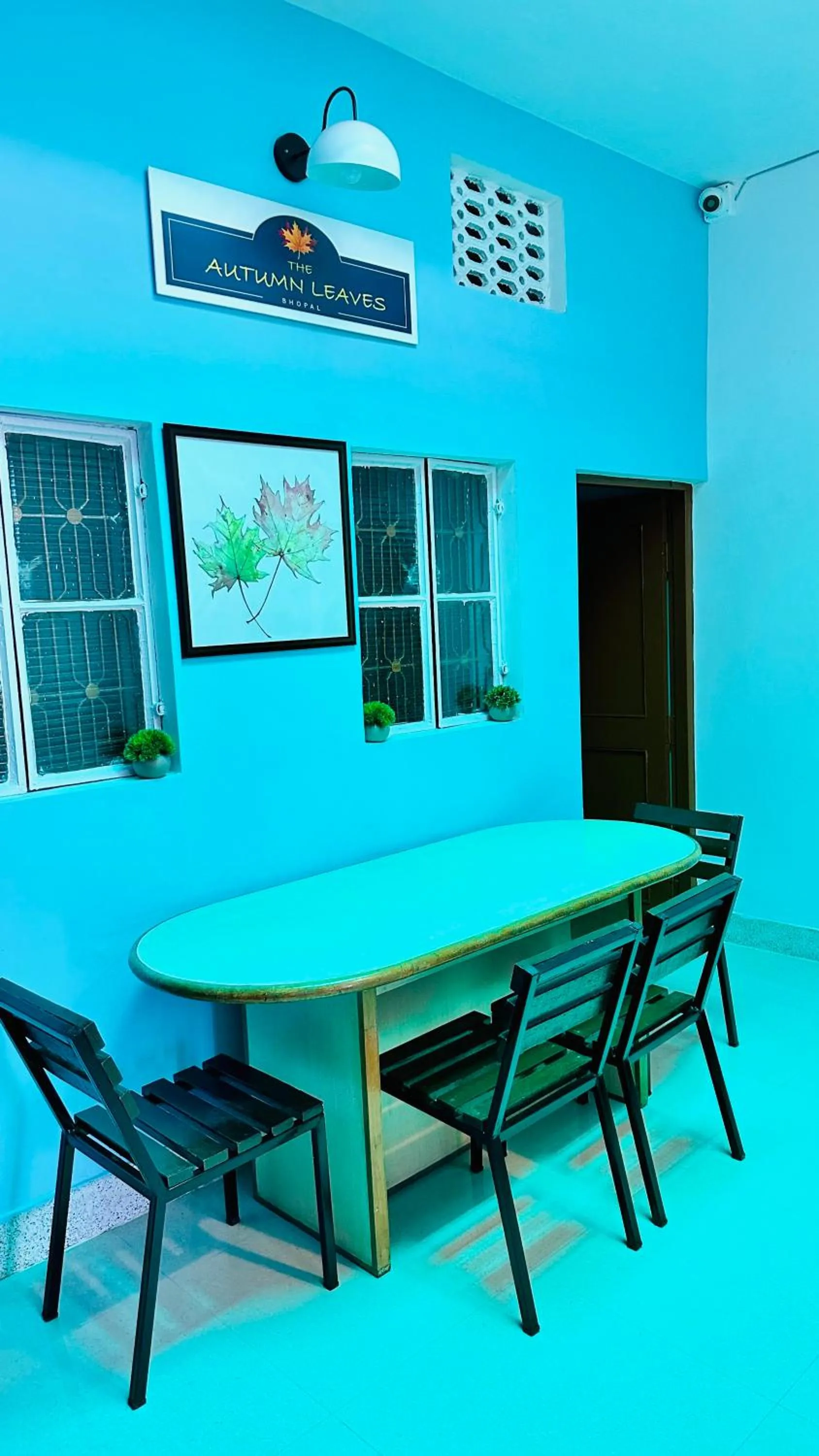 Communal lounge/ TV room in The Spring Leaves