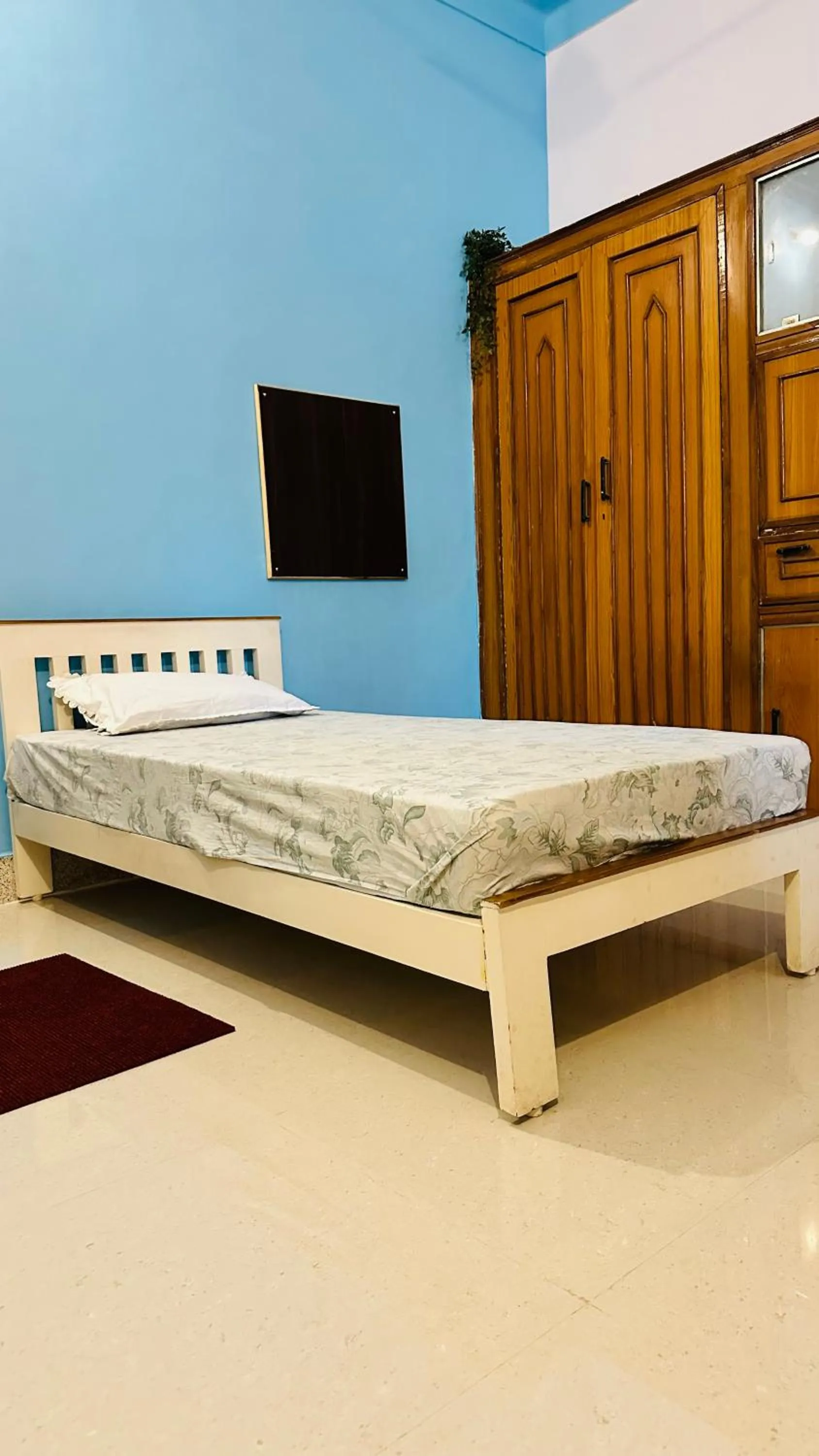 Bed in The Spring Leaves