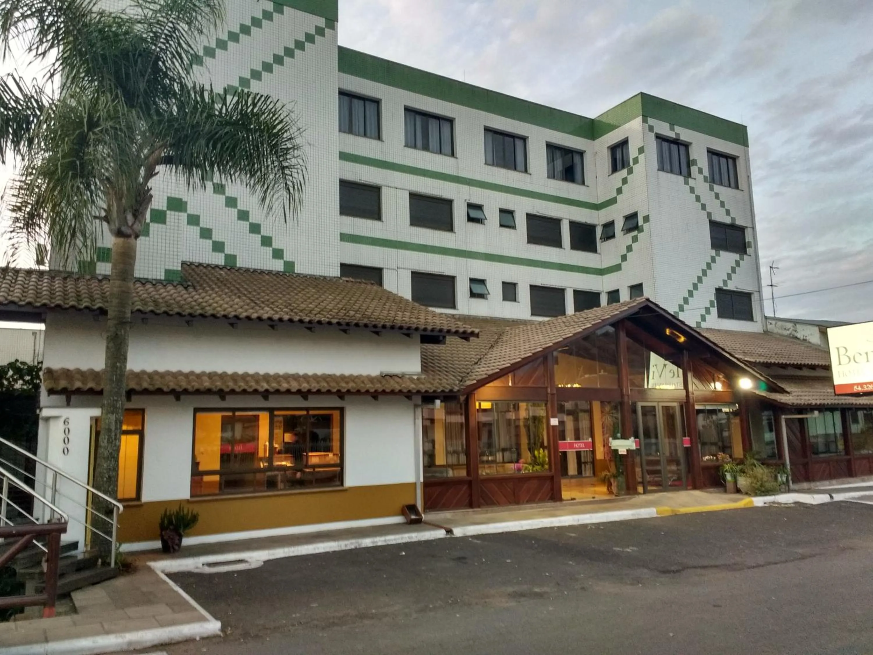 Facade/entrance in Hotel Bemtevi